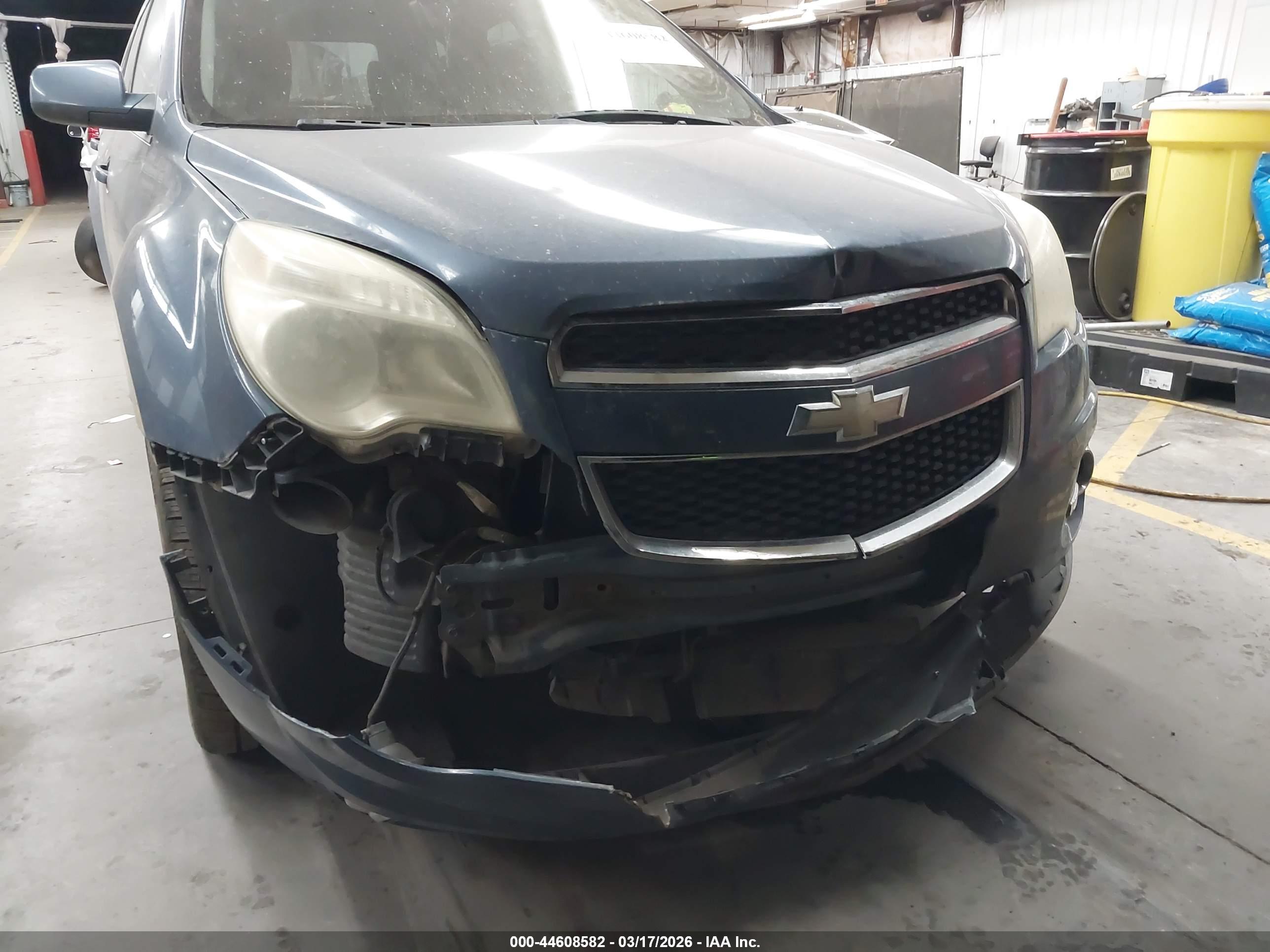 CHEVROLET EQUINOX image 6