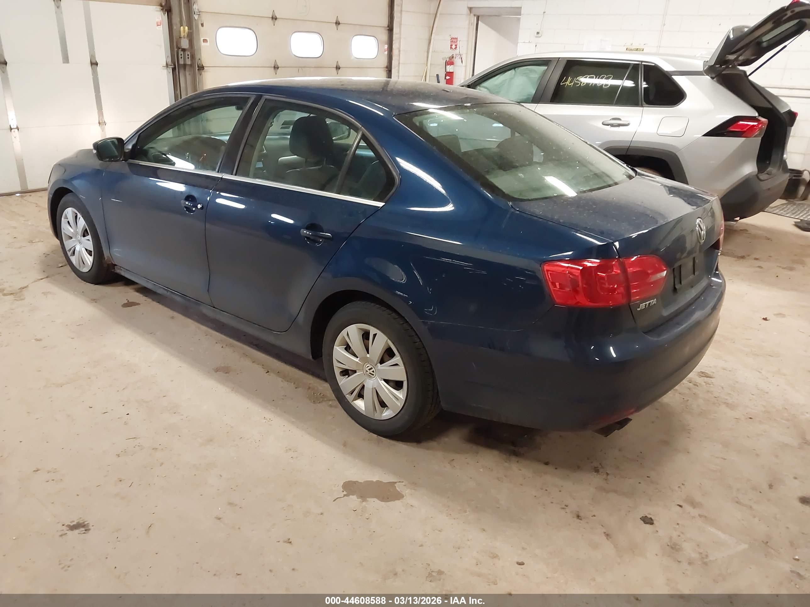 VOLKSWAGEN JETTA image 3
