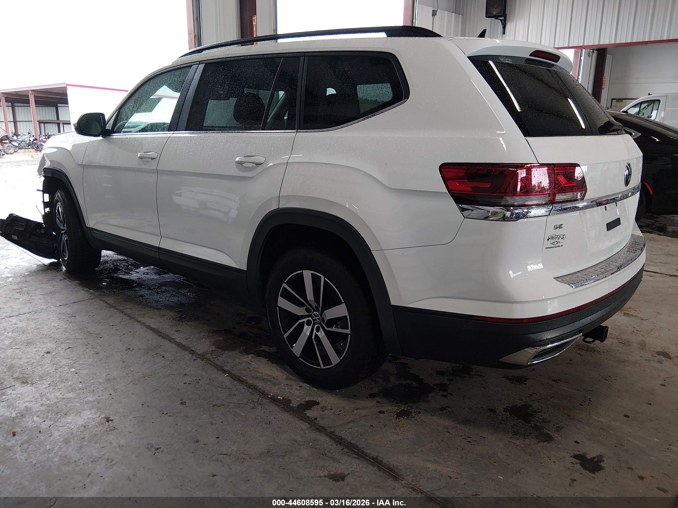 VOLKSWAGEN ATLAS image 3