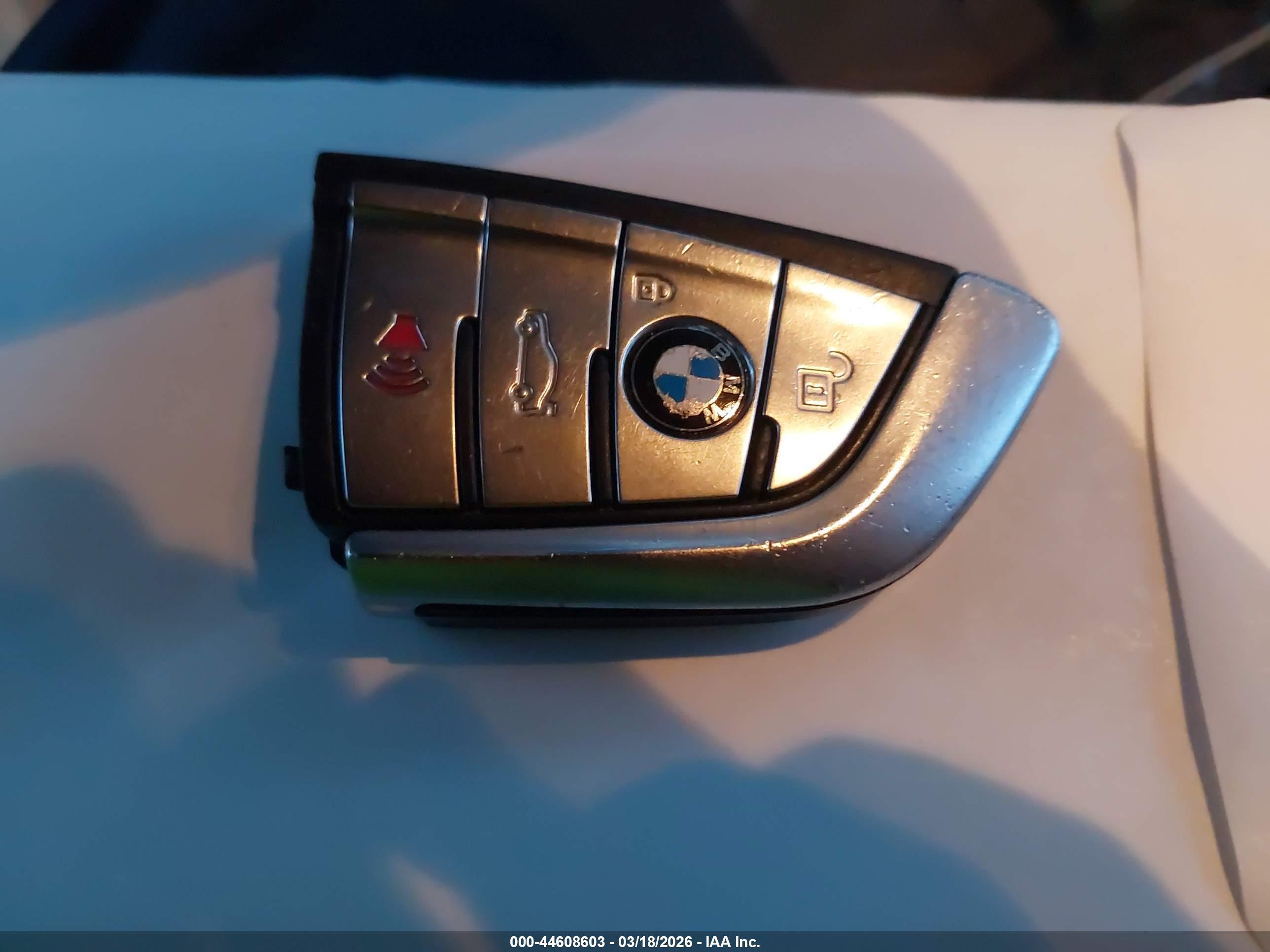 BMW 530E image 11