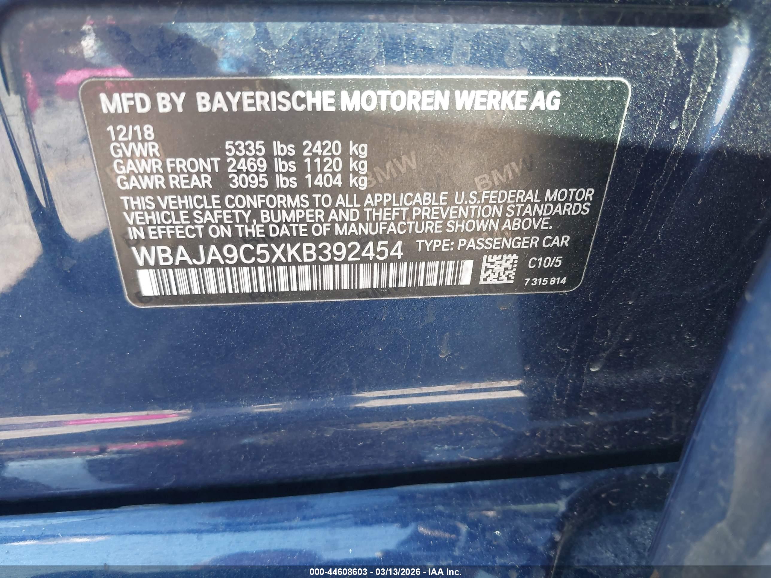 BMW 530E image 9