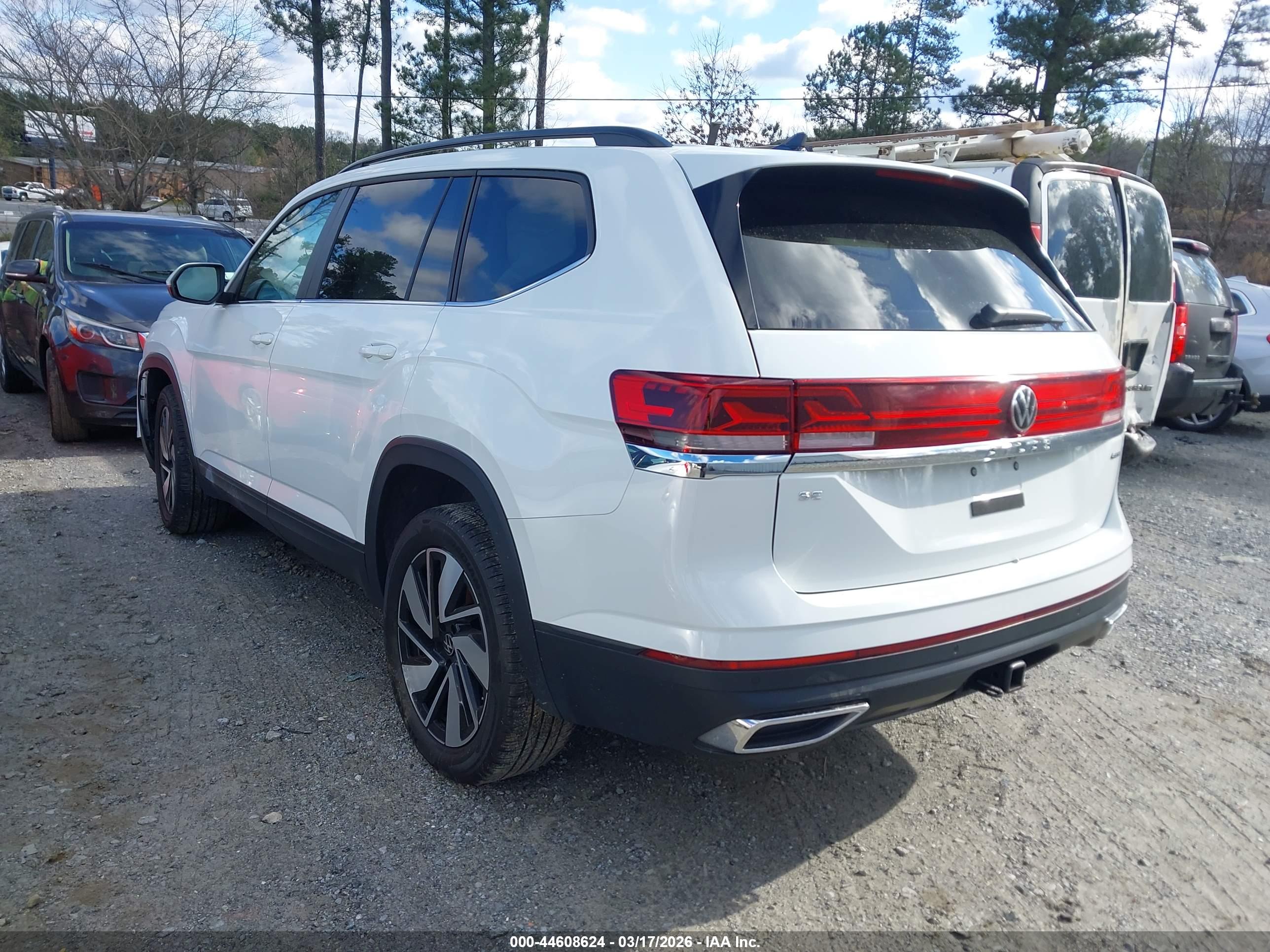 VOLKSWAGEN ATLAS image 3