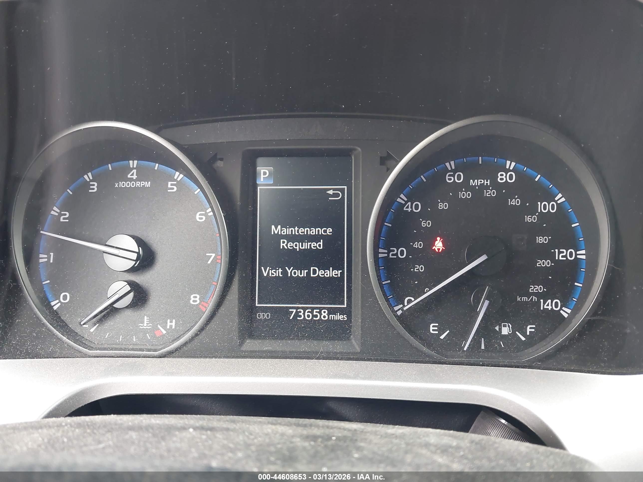 TOYOTA RAV4 image 7