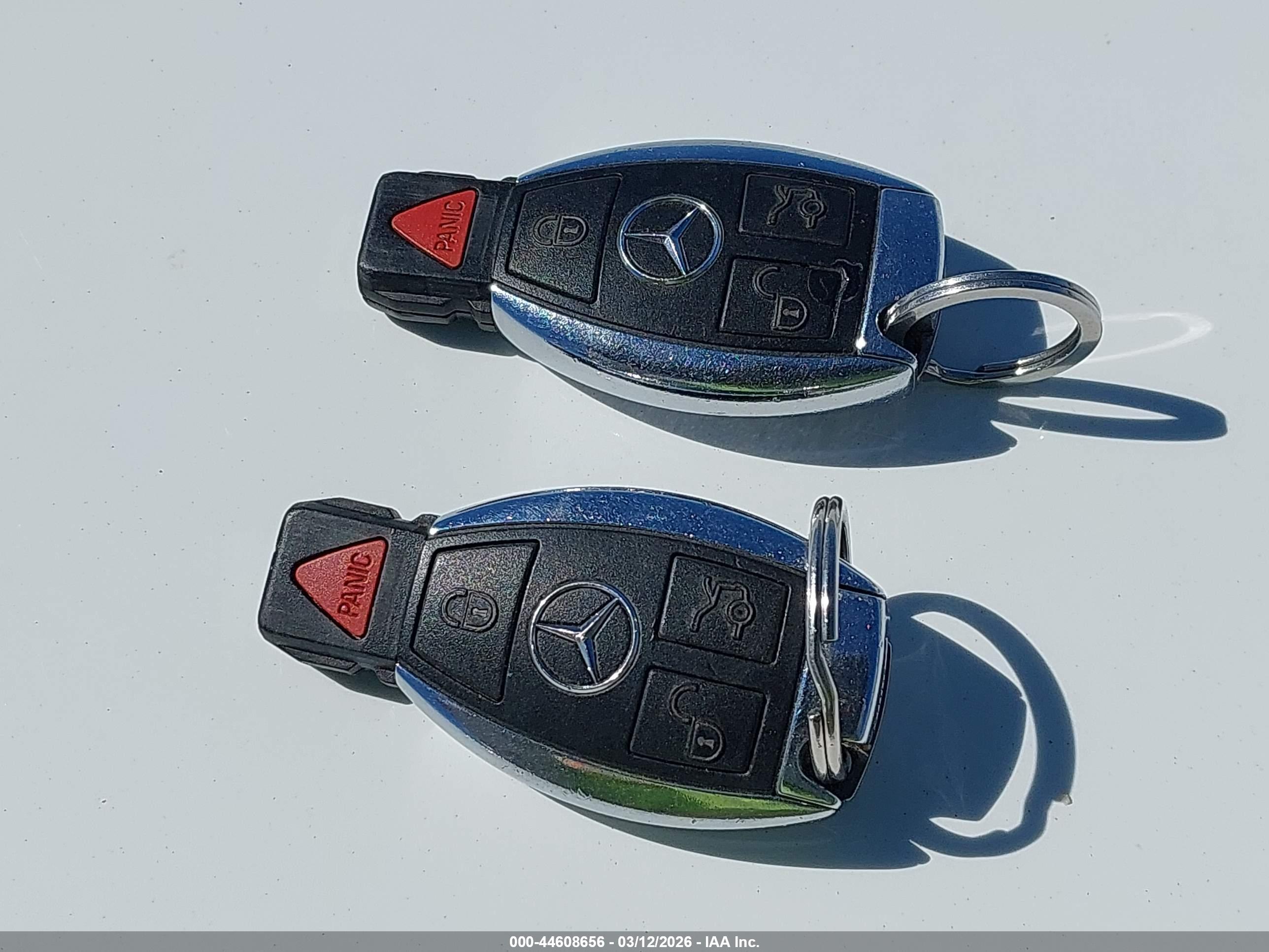 MERCEDES-BENZ GLK image 11