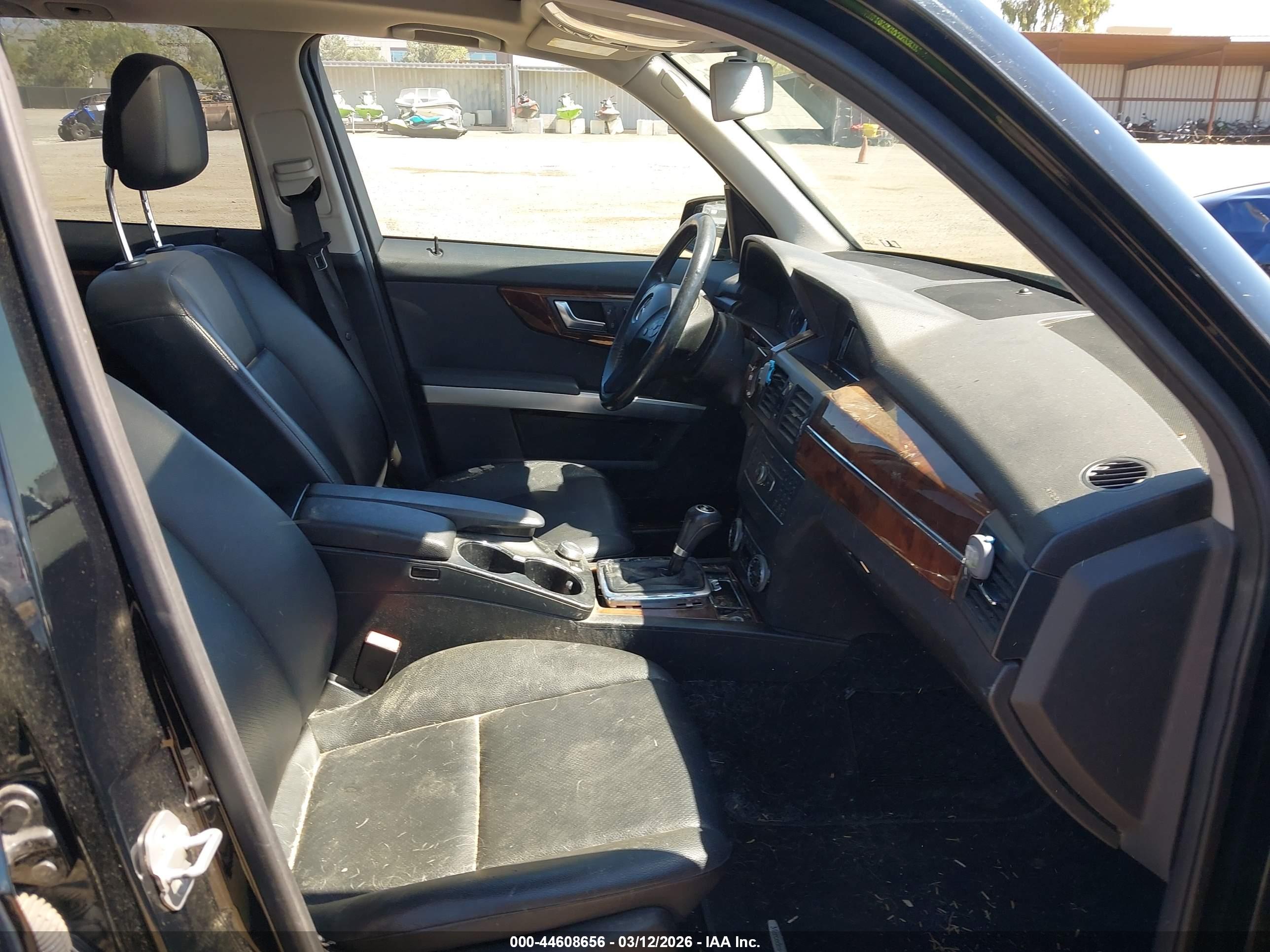MERCEDES-BENZ GLK image 5