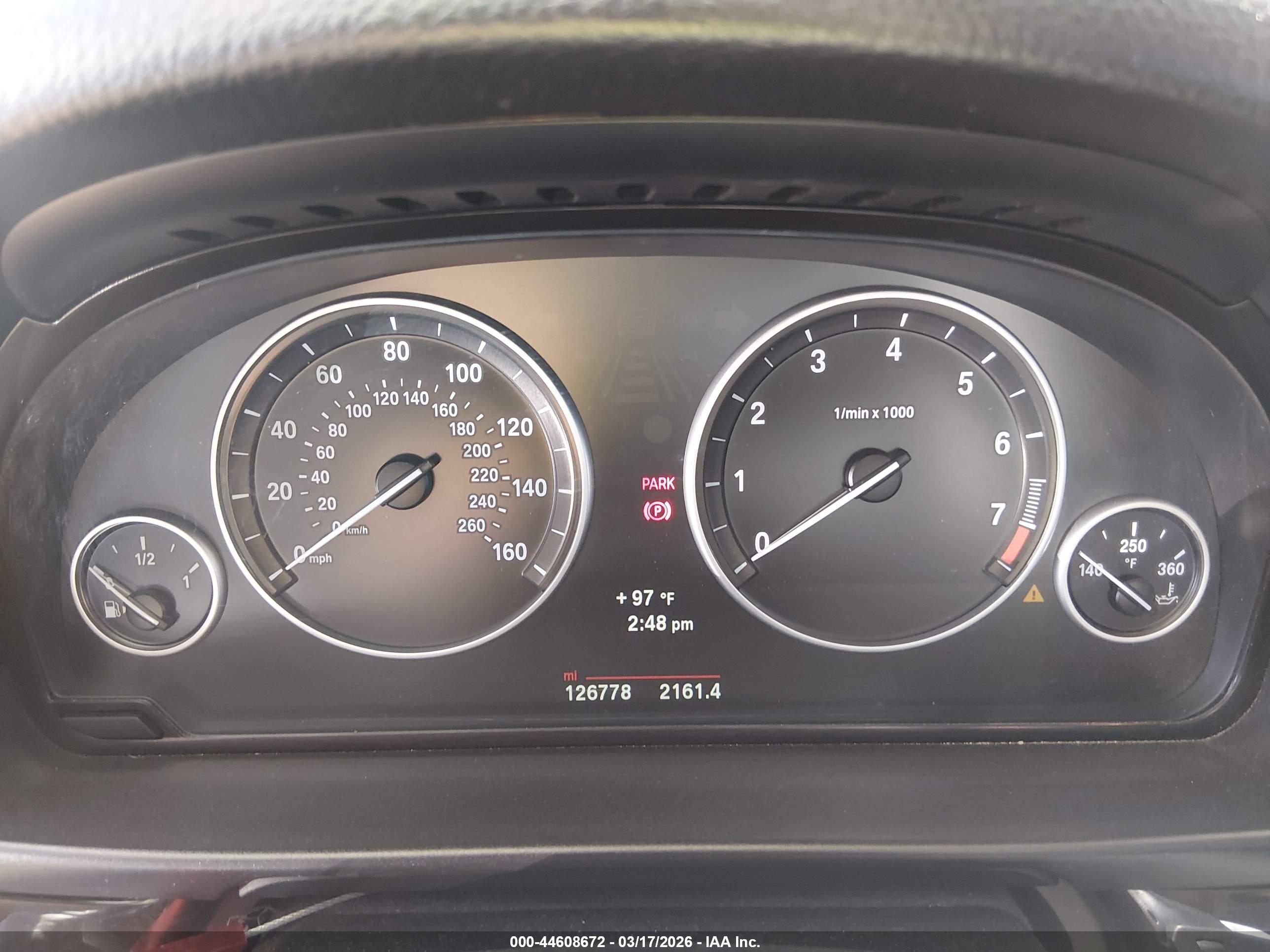 BMW 528I image 7