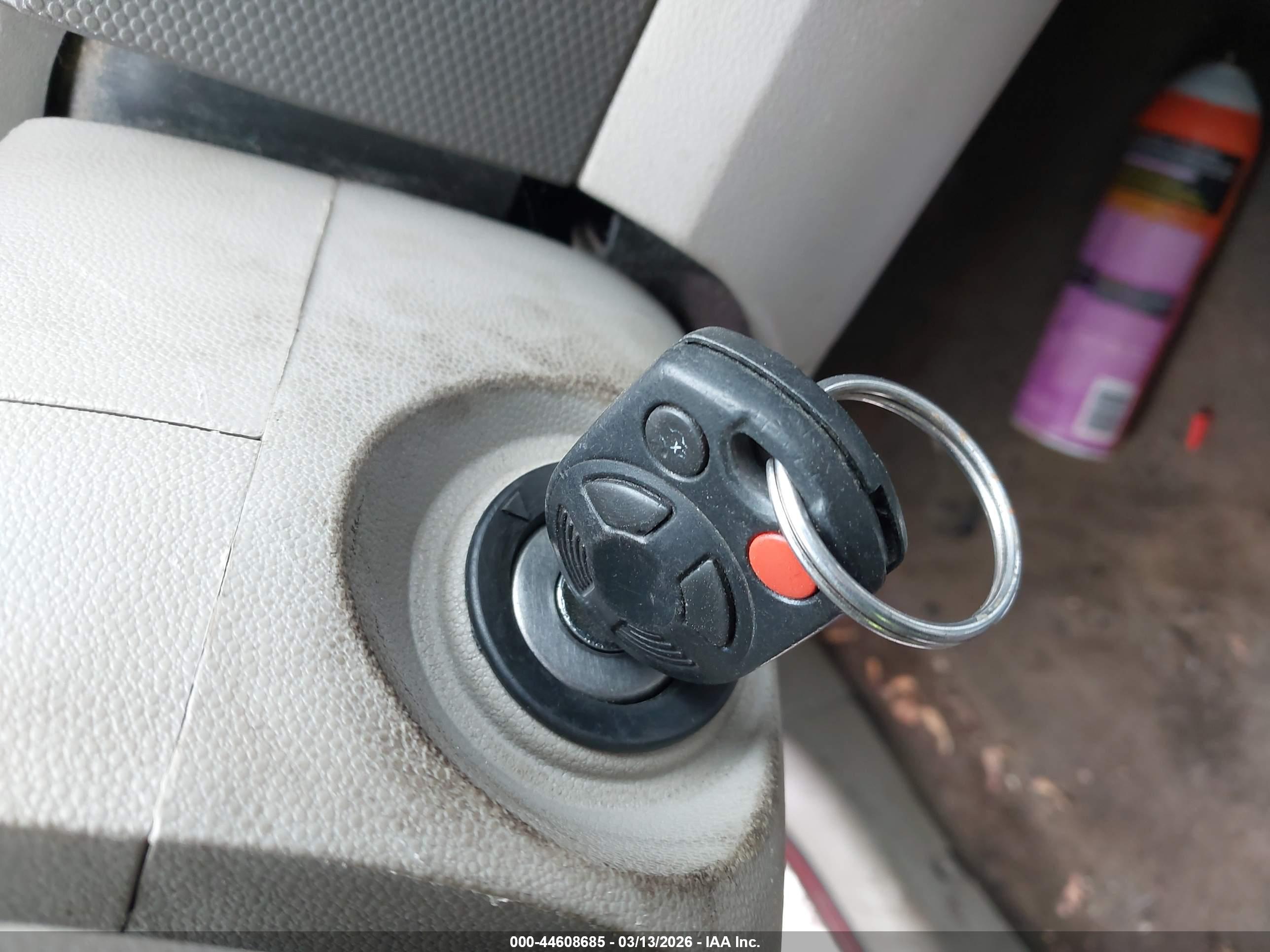 FORD ESCAPE image 11