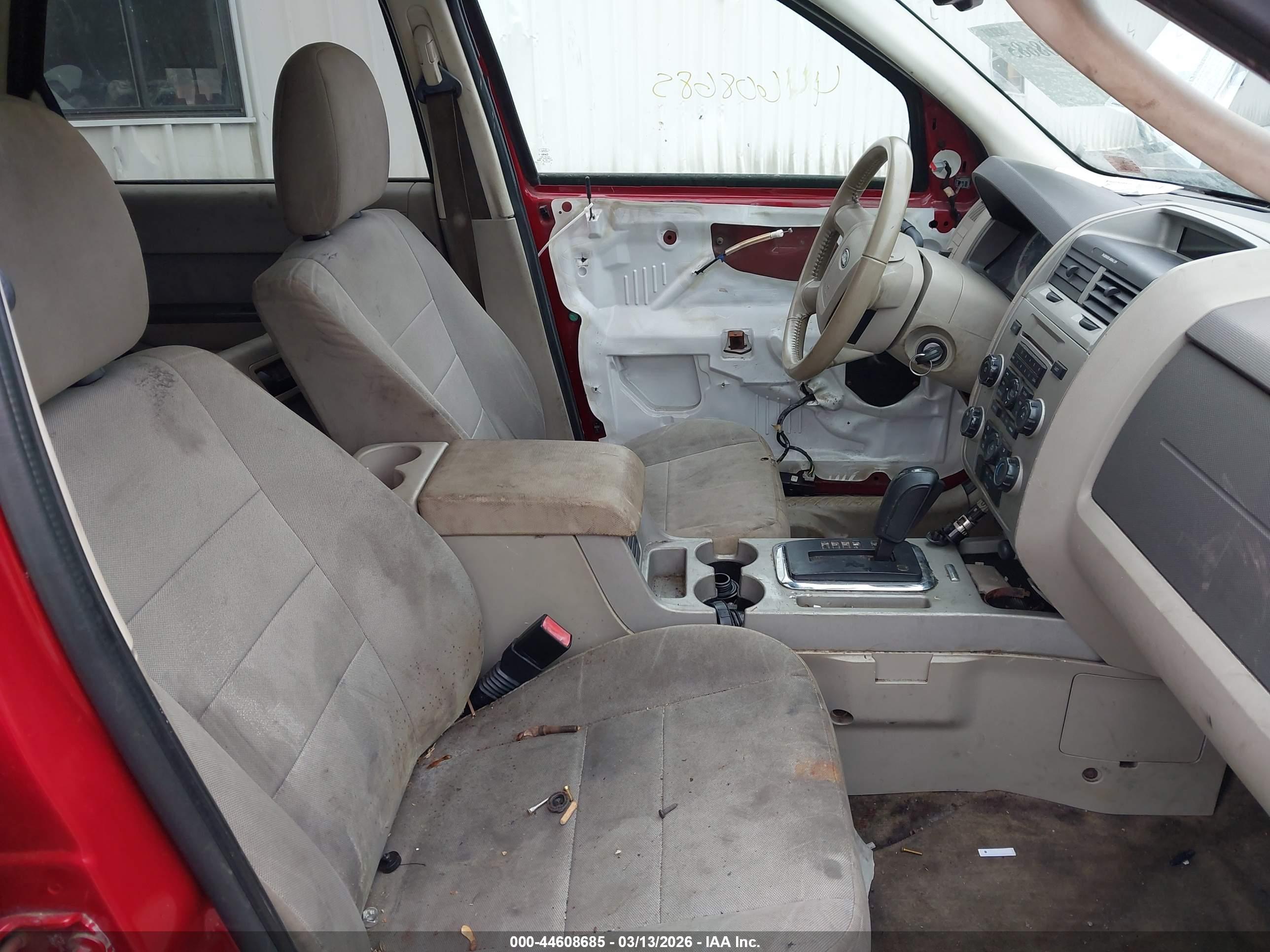 FORD ESCAPE image 5