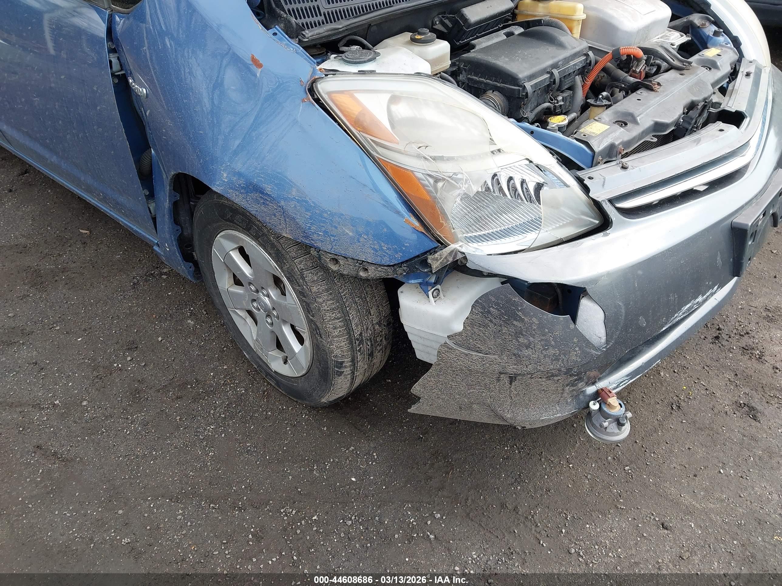 TOYOTA PRIUS image 6