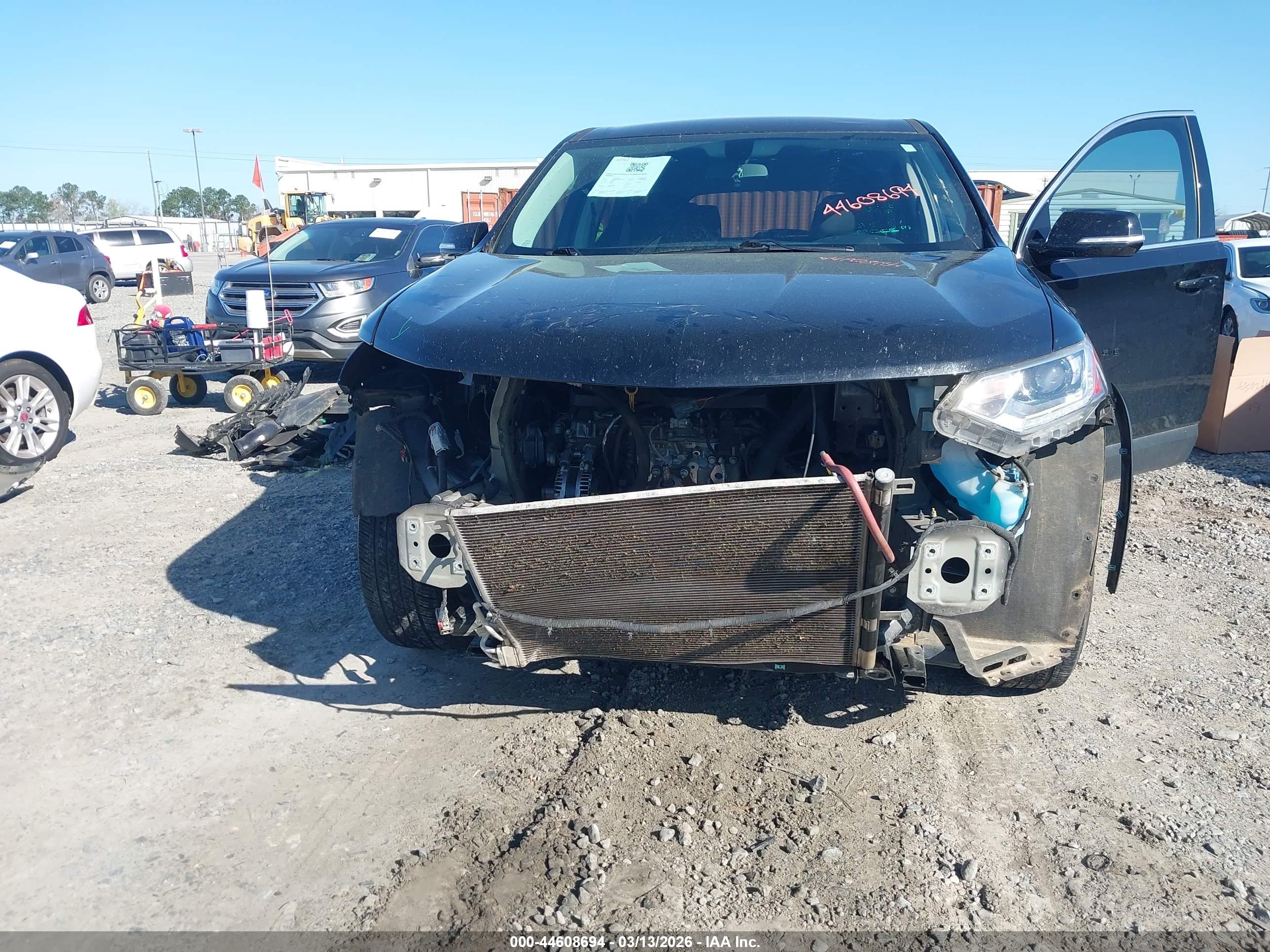 CHEVROLET TRAVERSE image 6