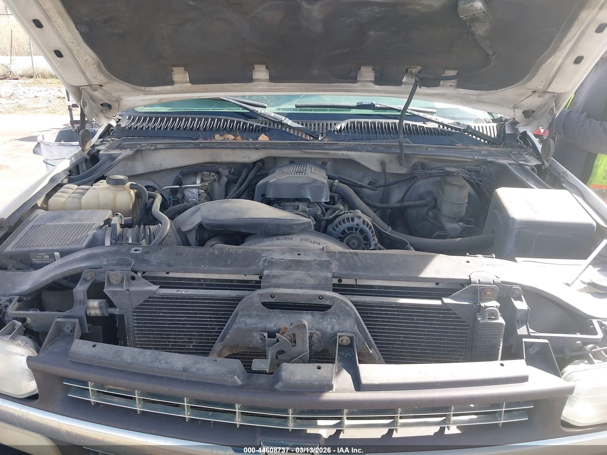 CHEVROLET SILVERADO image 10