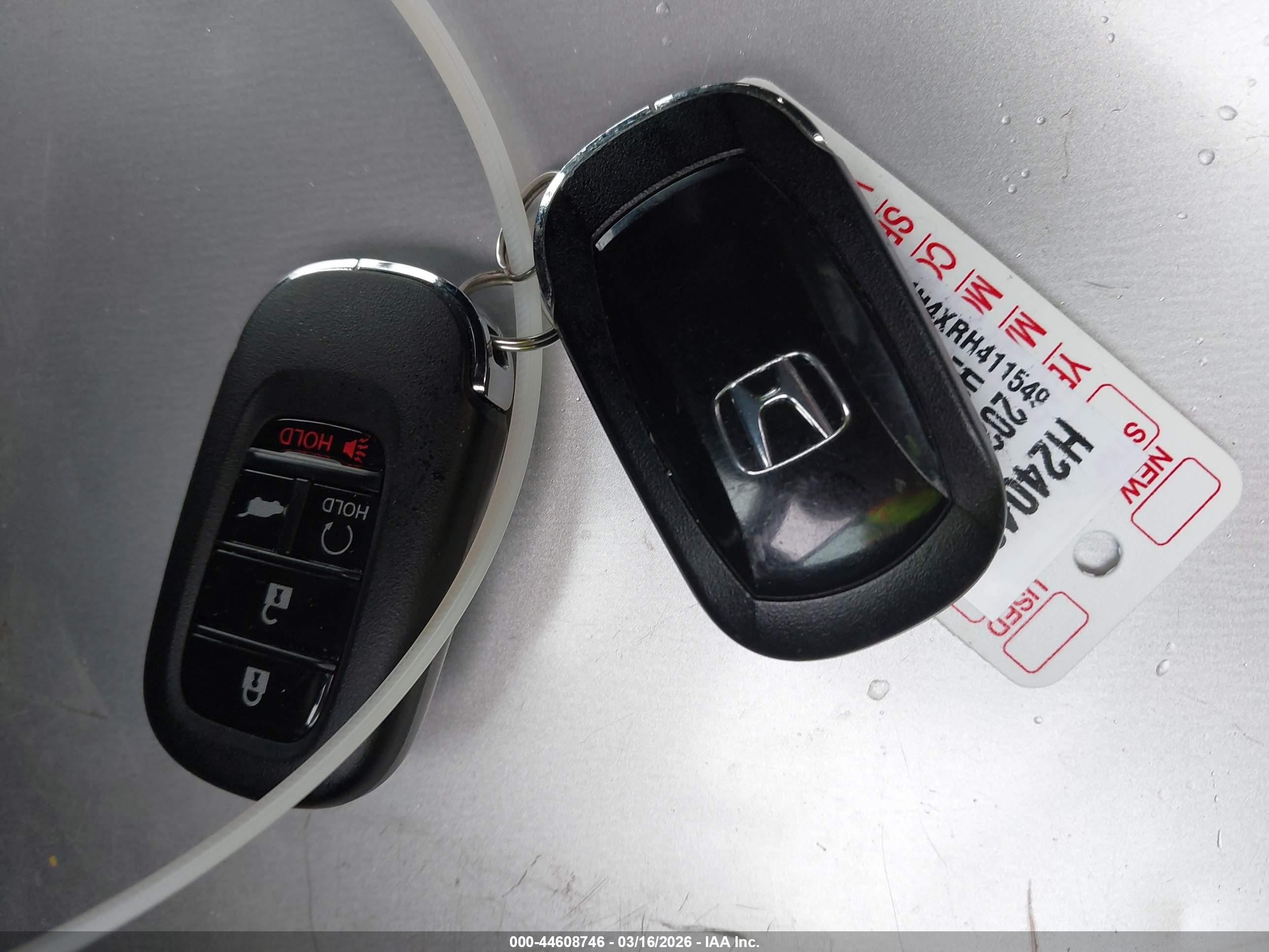 HONDA CR-V image 11