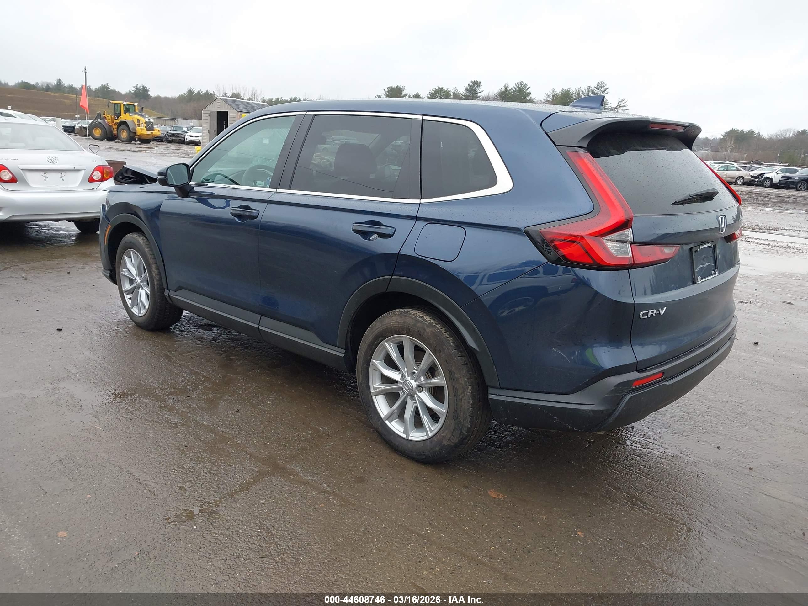 HONDA CR-V image 3