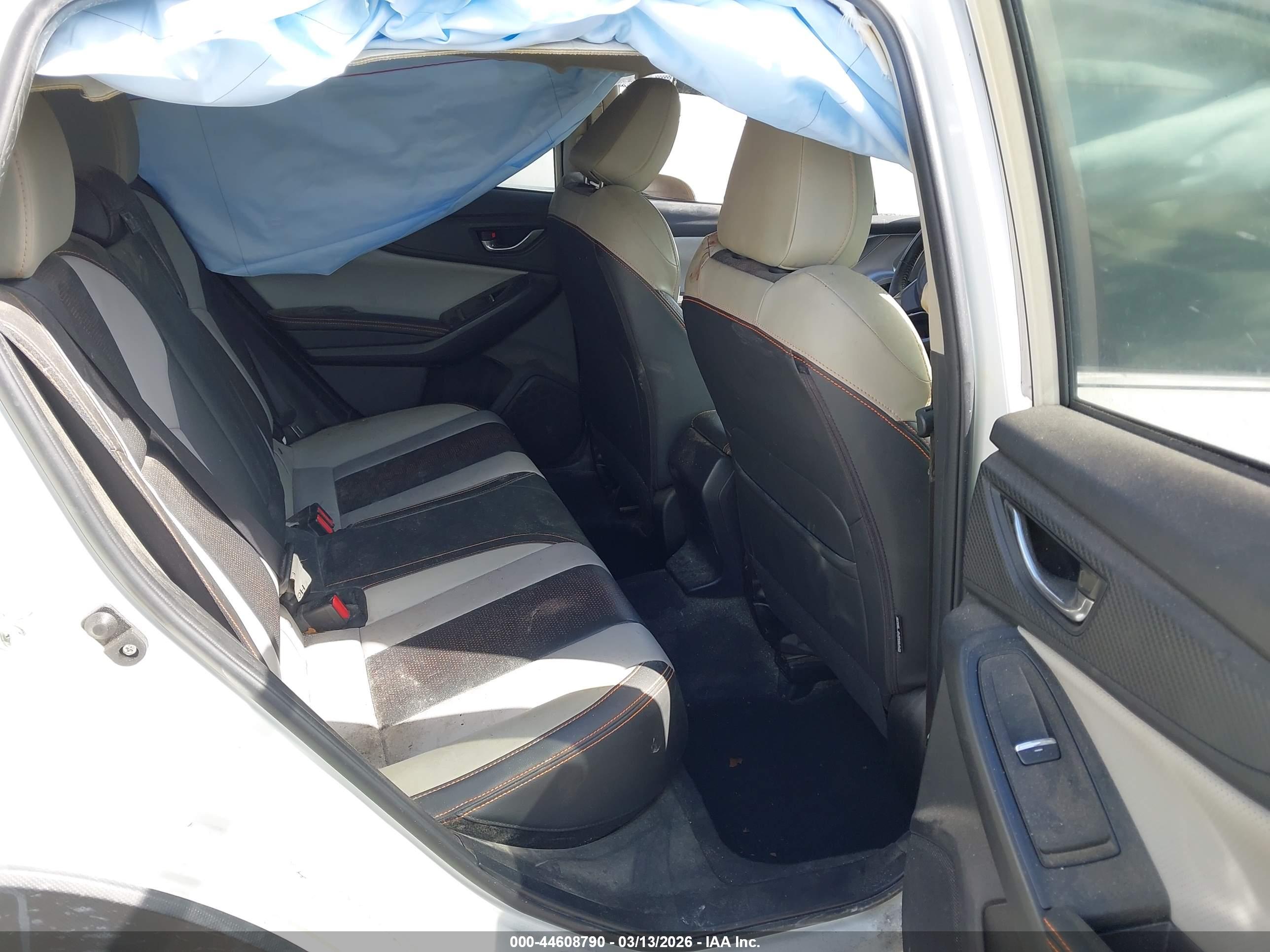 SUBARU CROSSTREK image 8