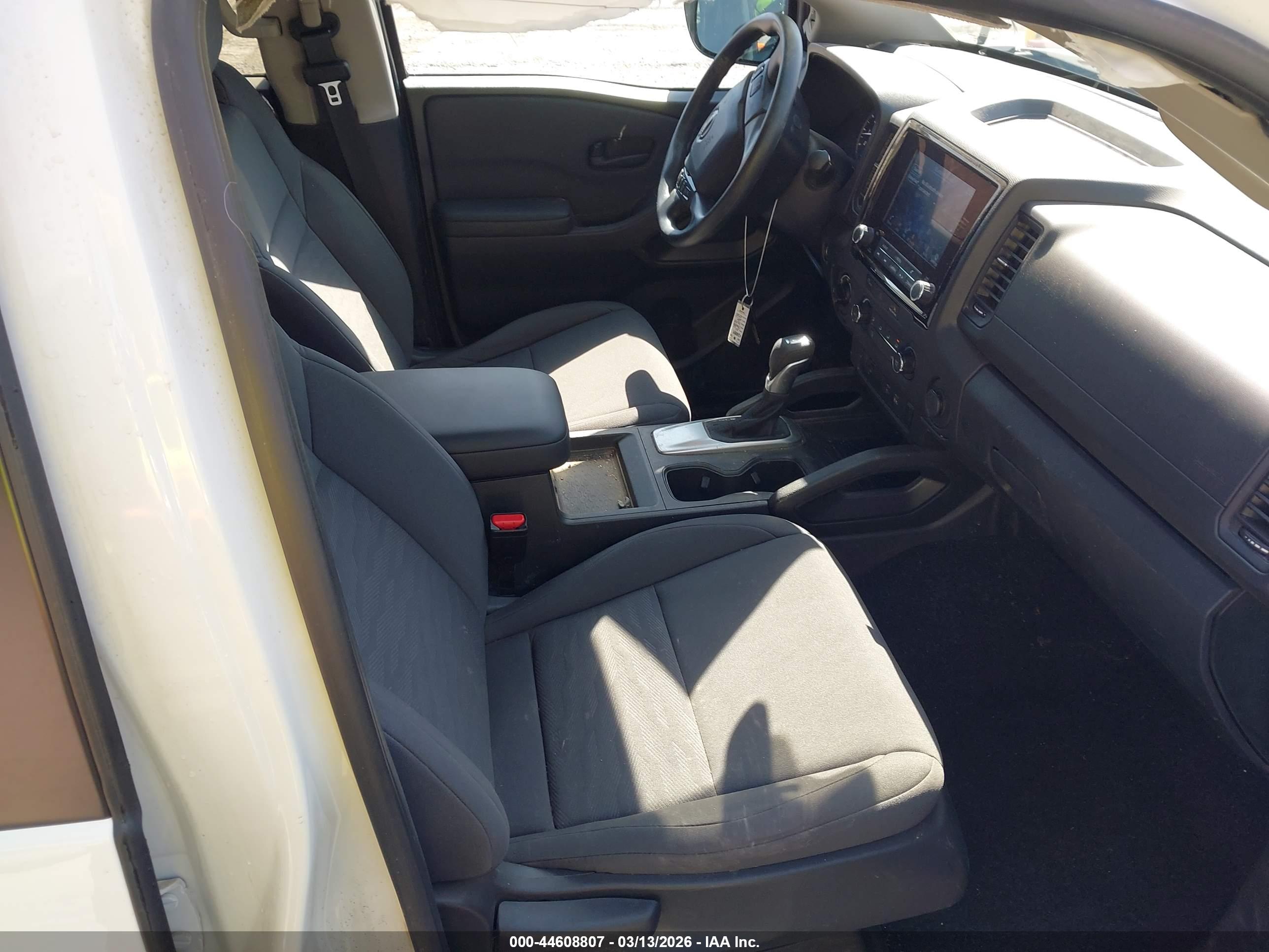 NISSAN FRONTIER image 5