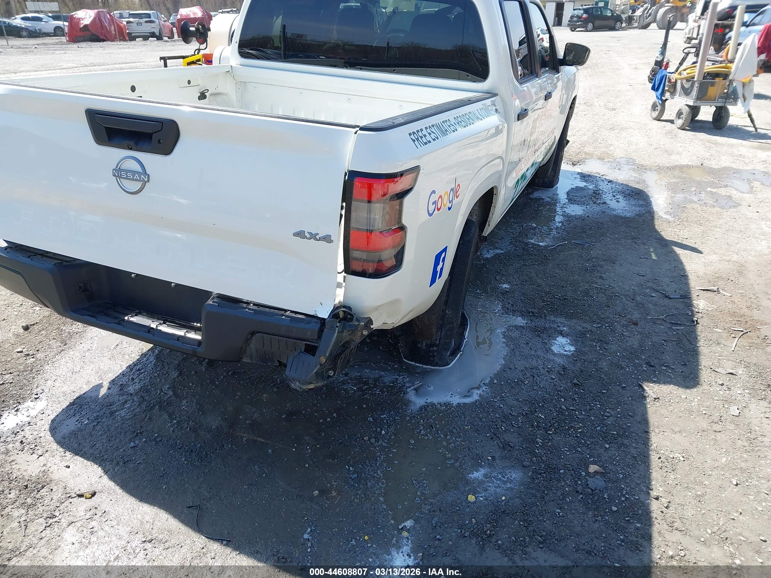NISSAN FRONTIER image 6