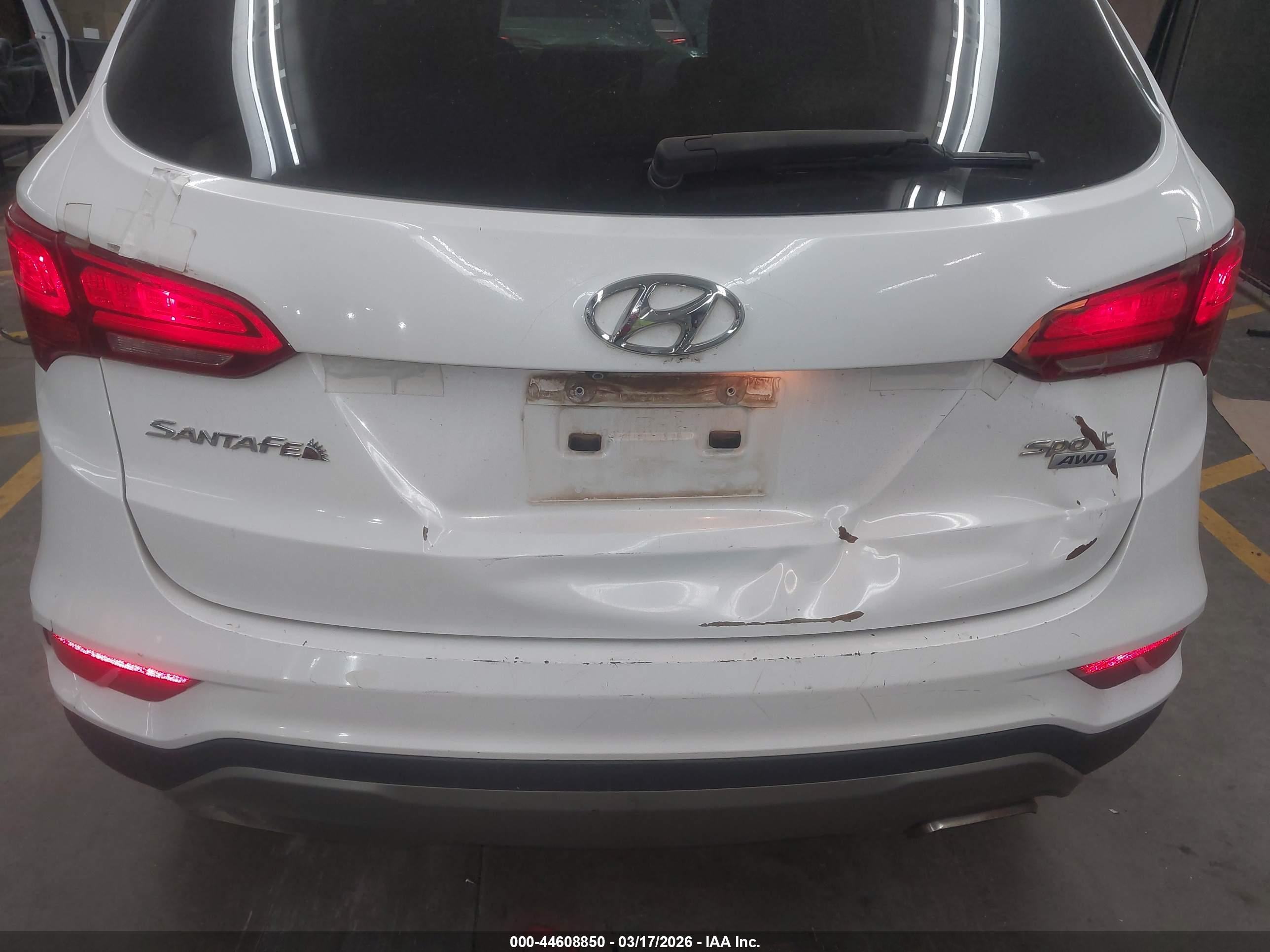HYUNDAI SANTA image 6