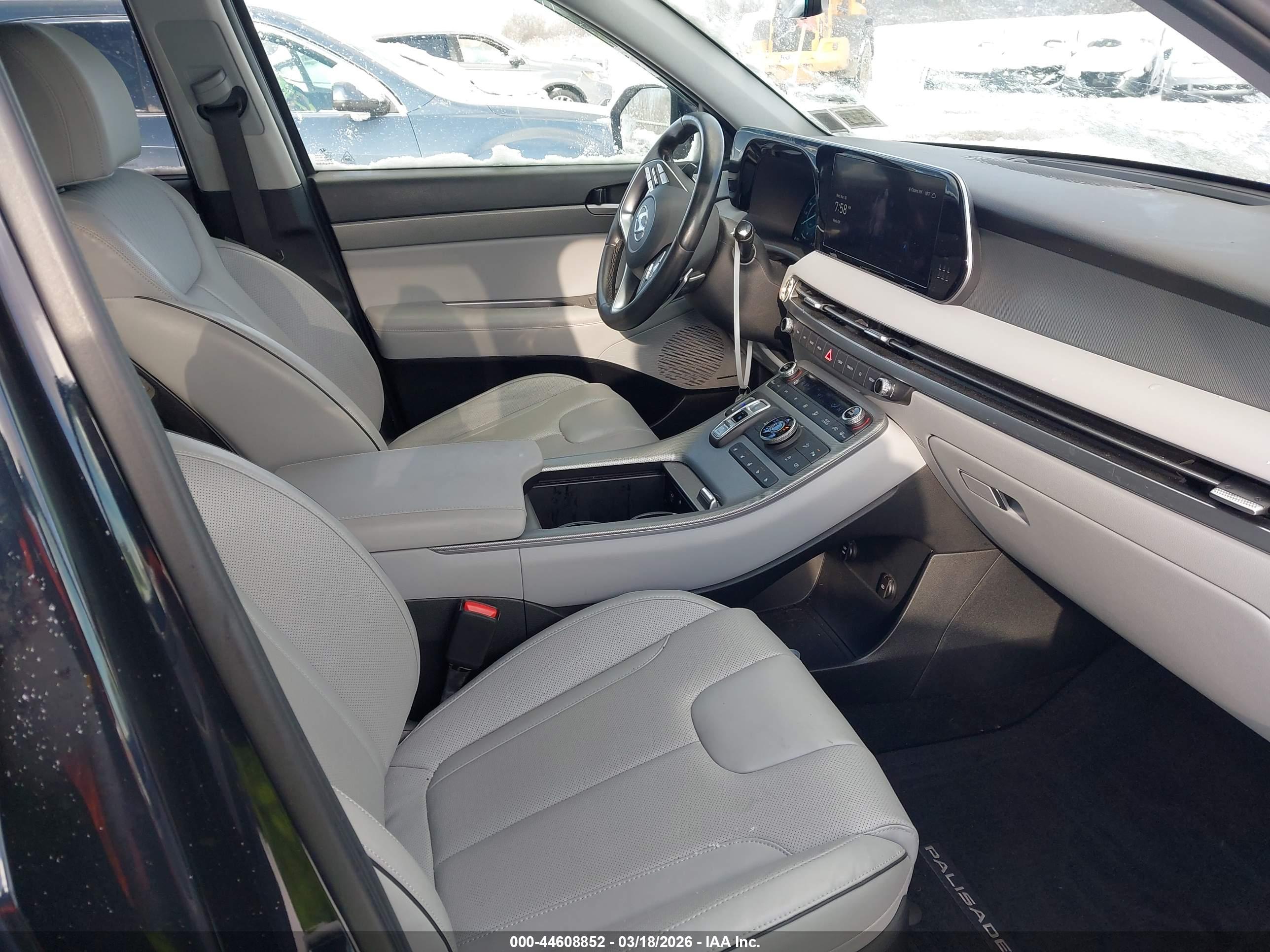 HYUNDAI PALISADE image 5
