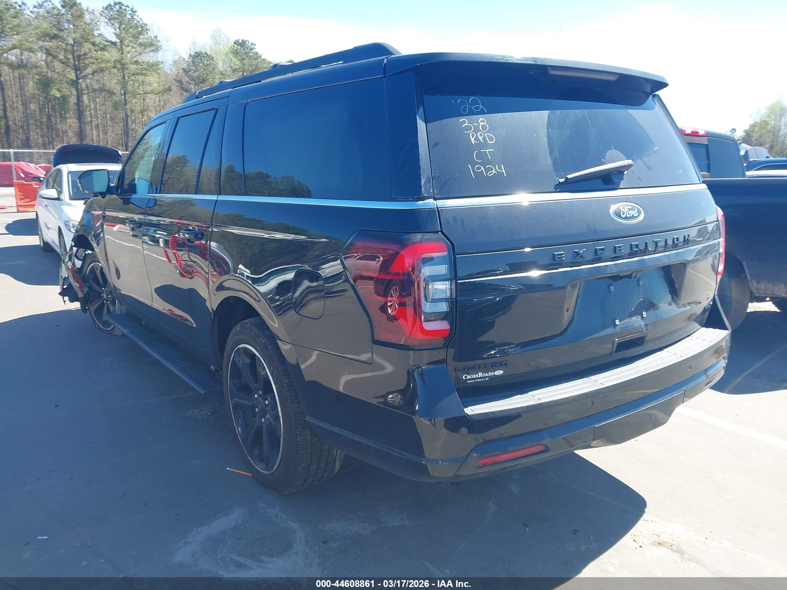 FORD EXPEDITION image 3