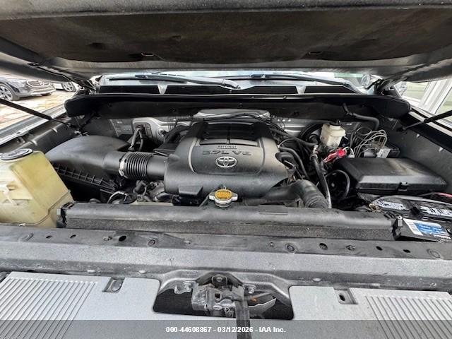 TOYOTA TUNDRA image 10