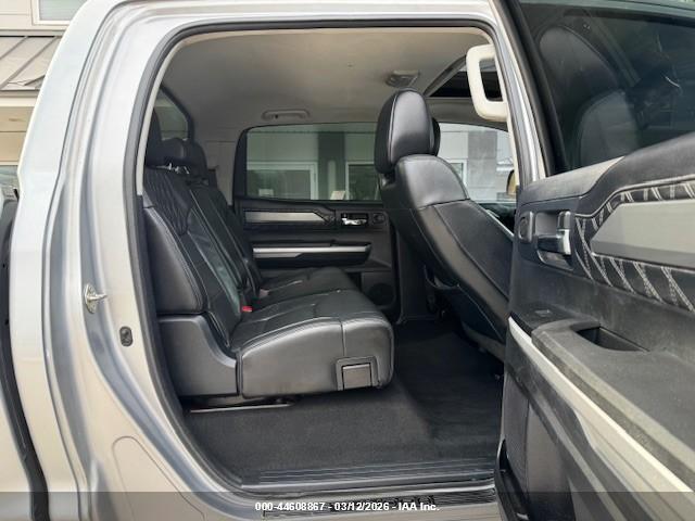 TOYOTA TUNDRA image 8