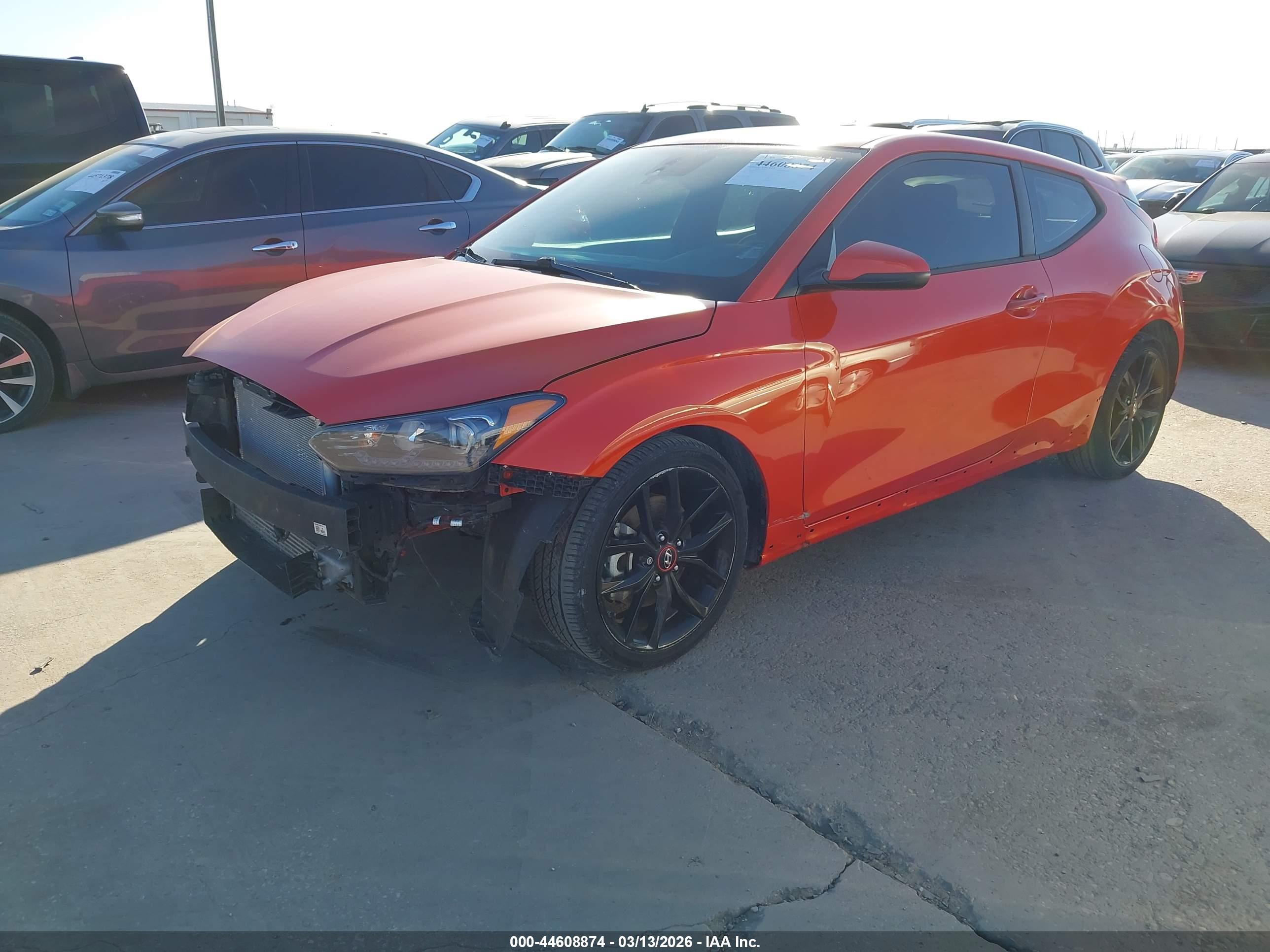 HYUNDAI VELOSTER image 2