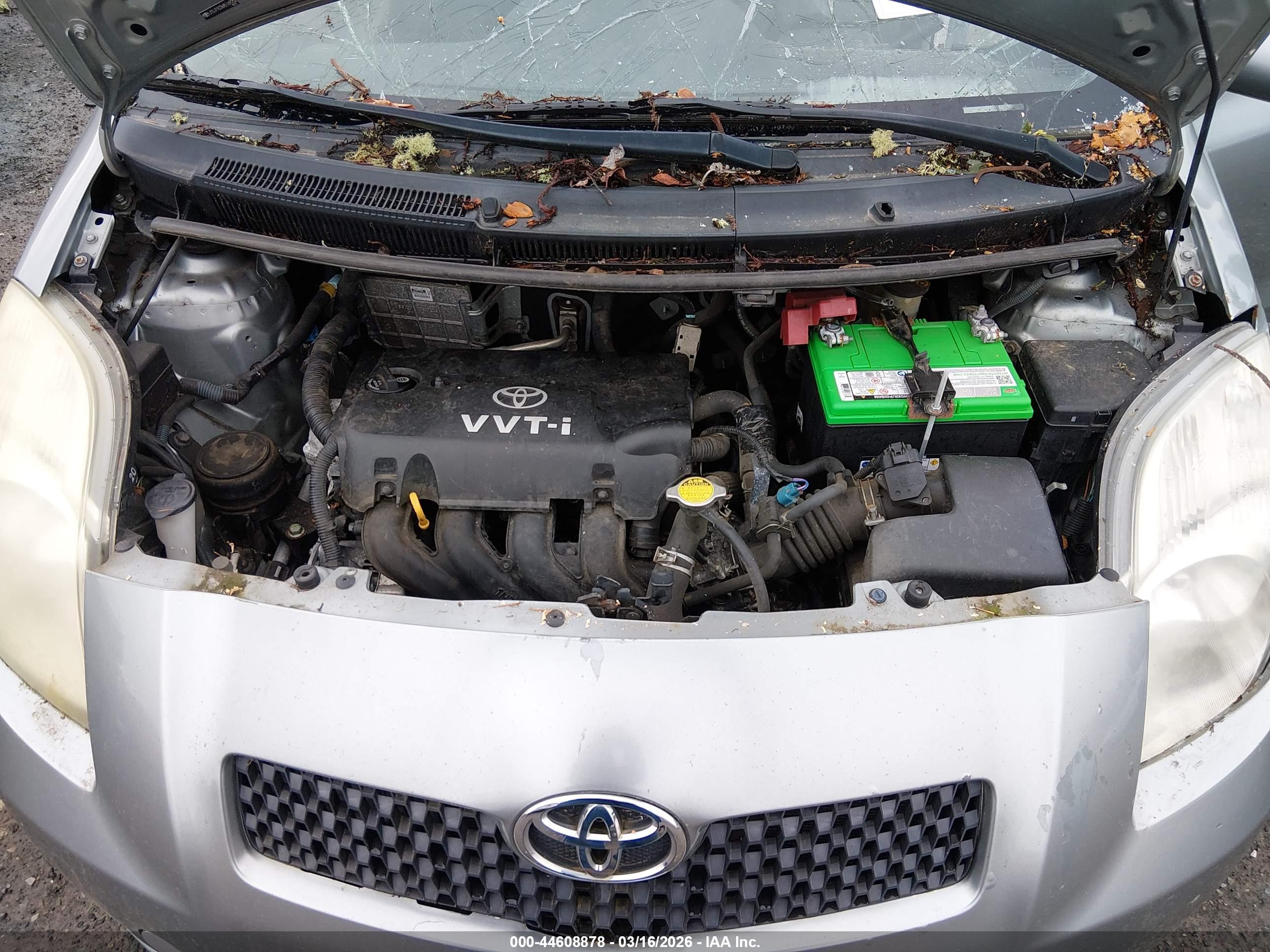 TOYOTA YARIS image 10