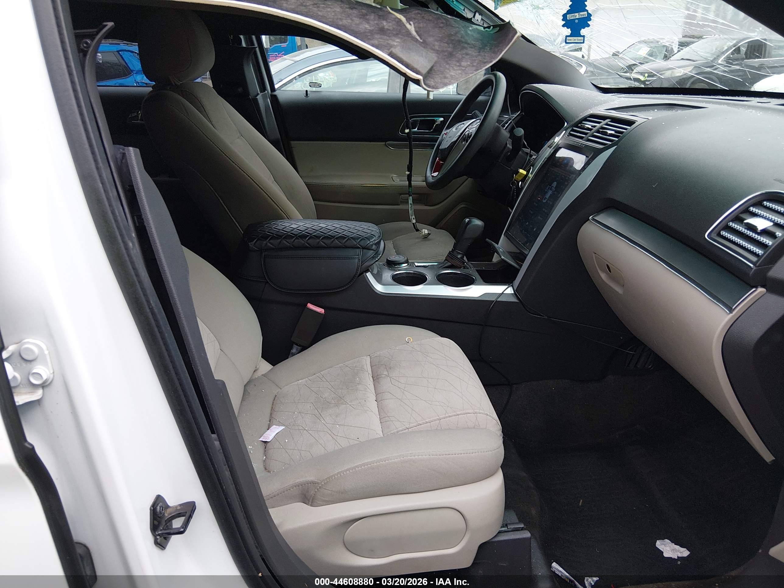 FORD EXPLORER image 5