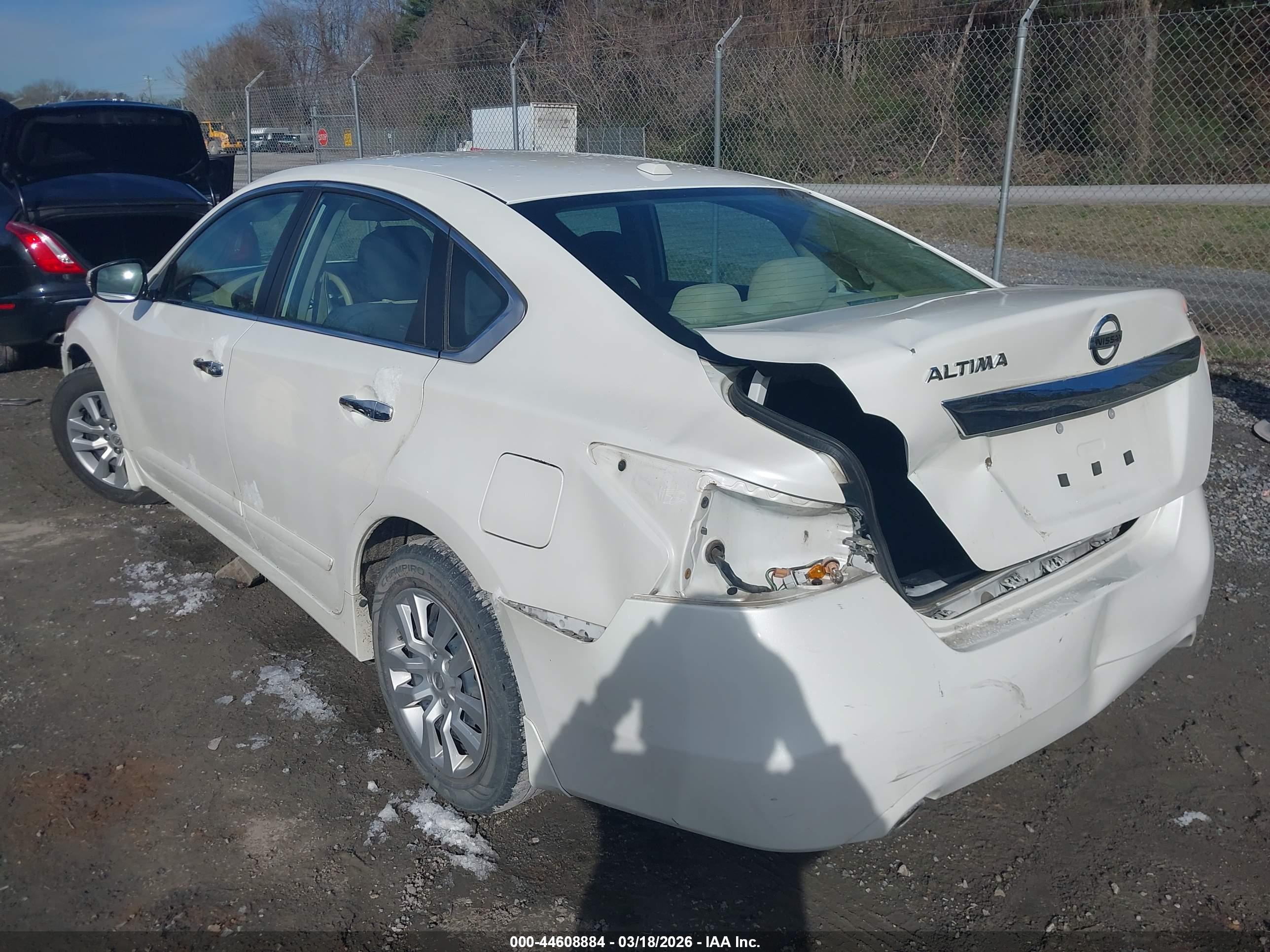 NISSAN ALTIMA image 3