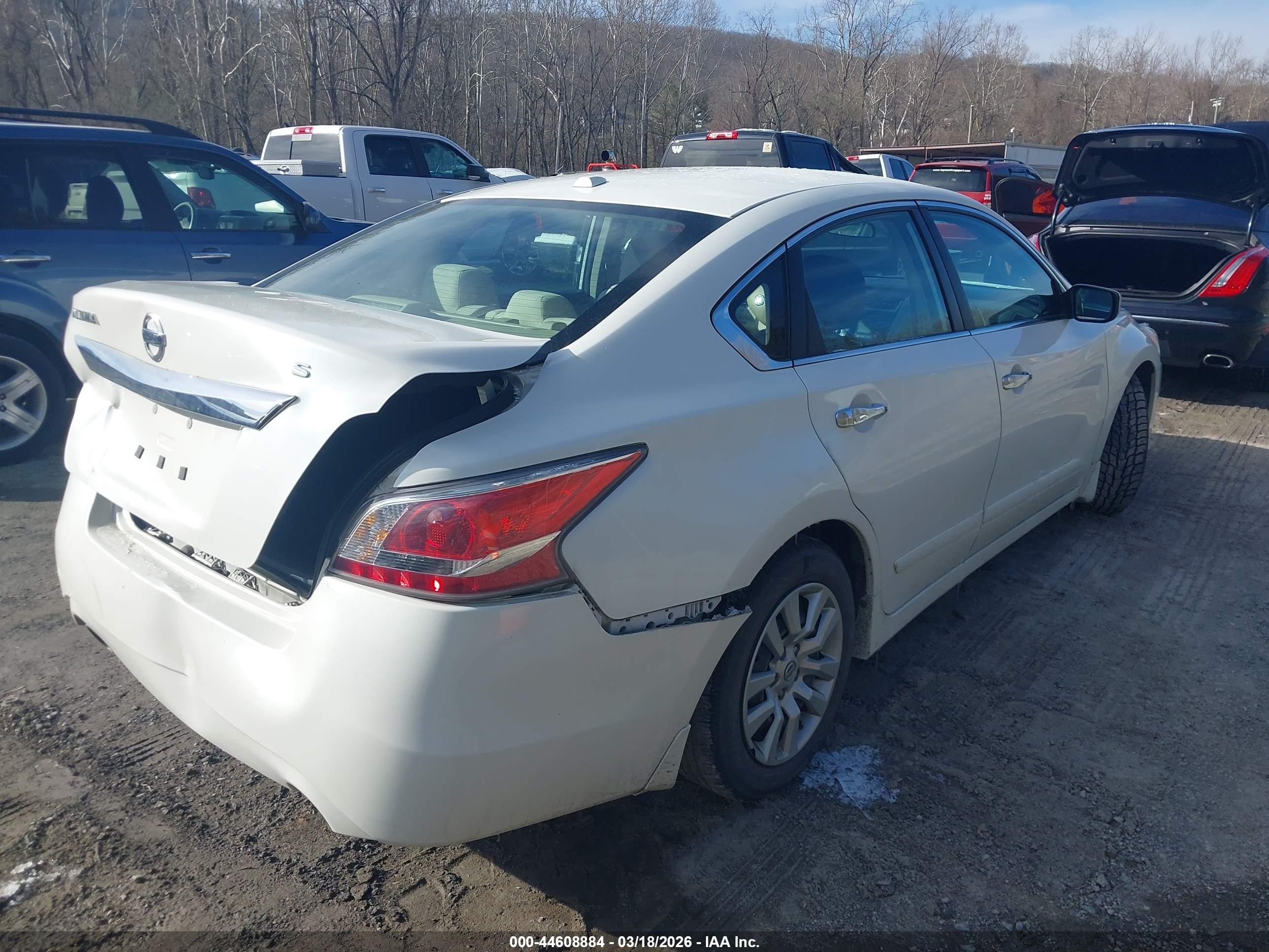 NISSAN ALTIMA image 4