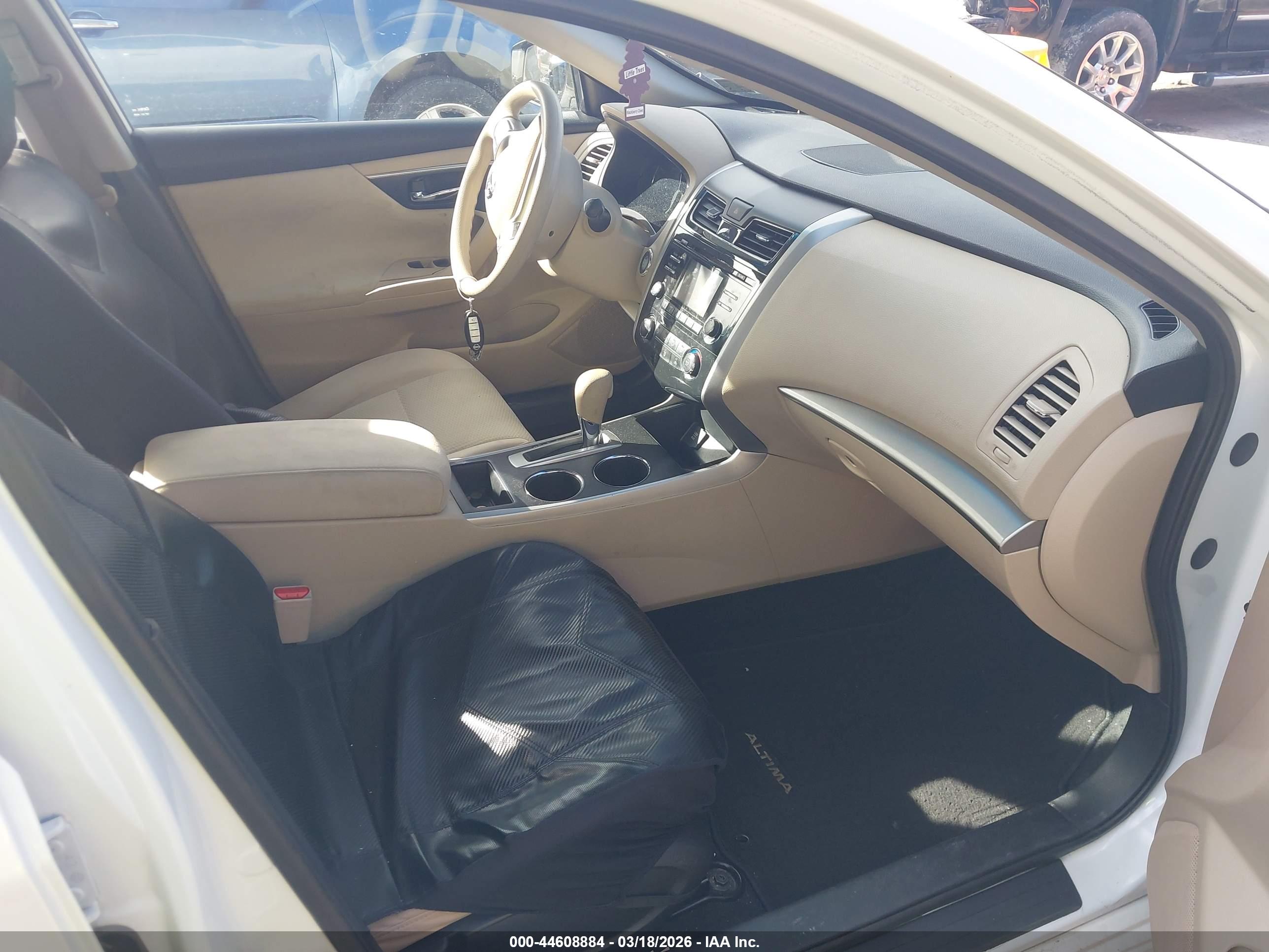 NISSAN ALTIMA image 5