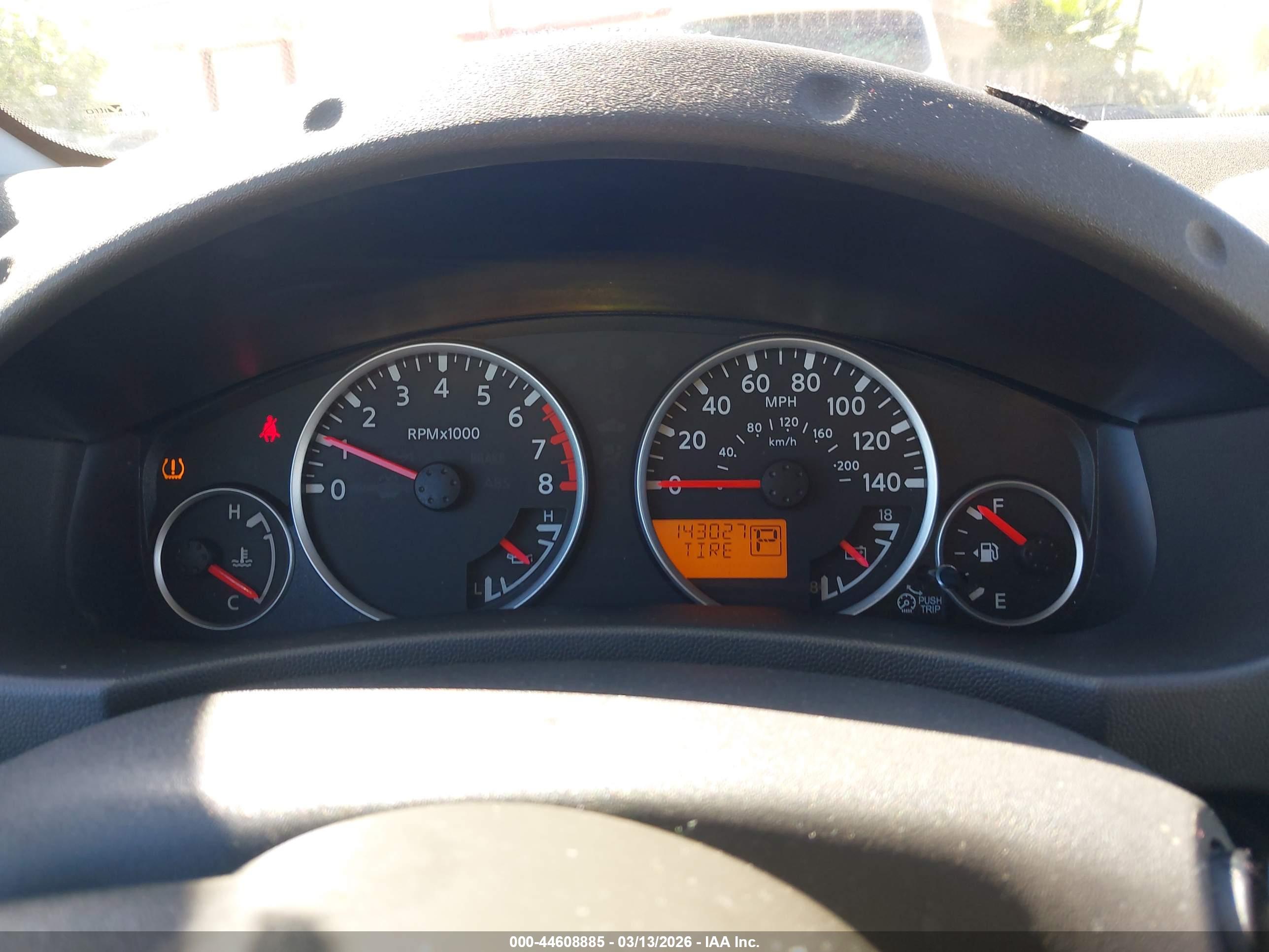 NISSAN PATHFINDER image 7