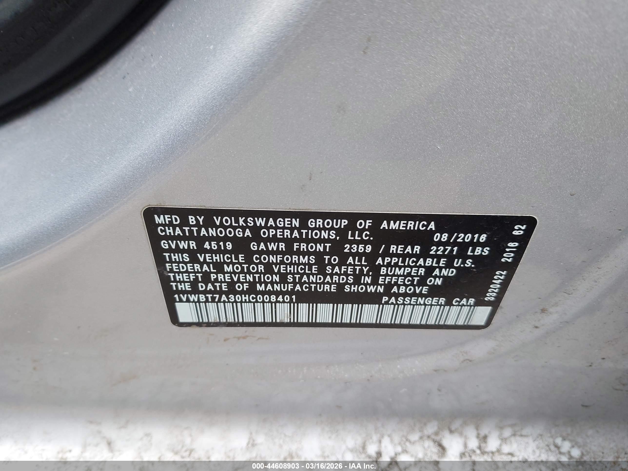 VOLKSWAGEN PASSAT image 9