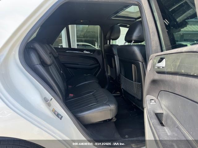 MERCEDES-BENZ GLE image 8