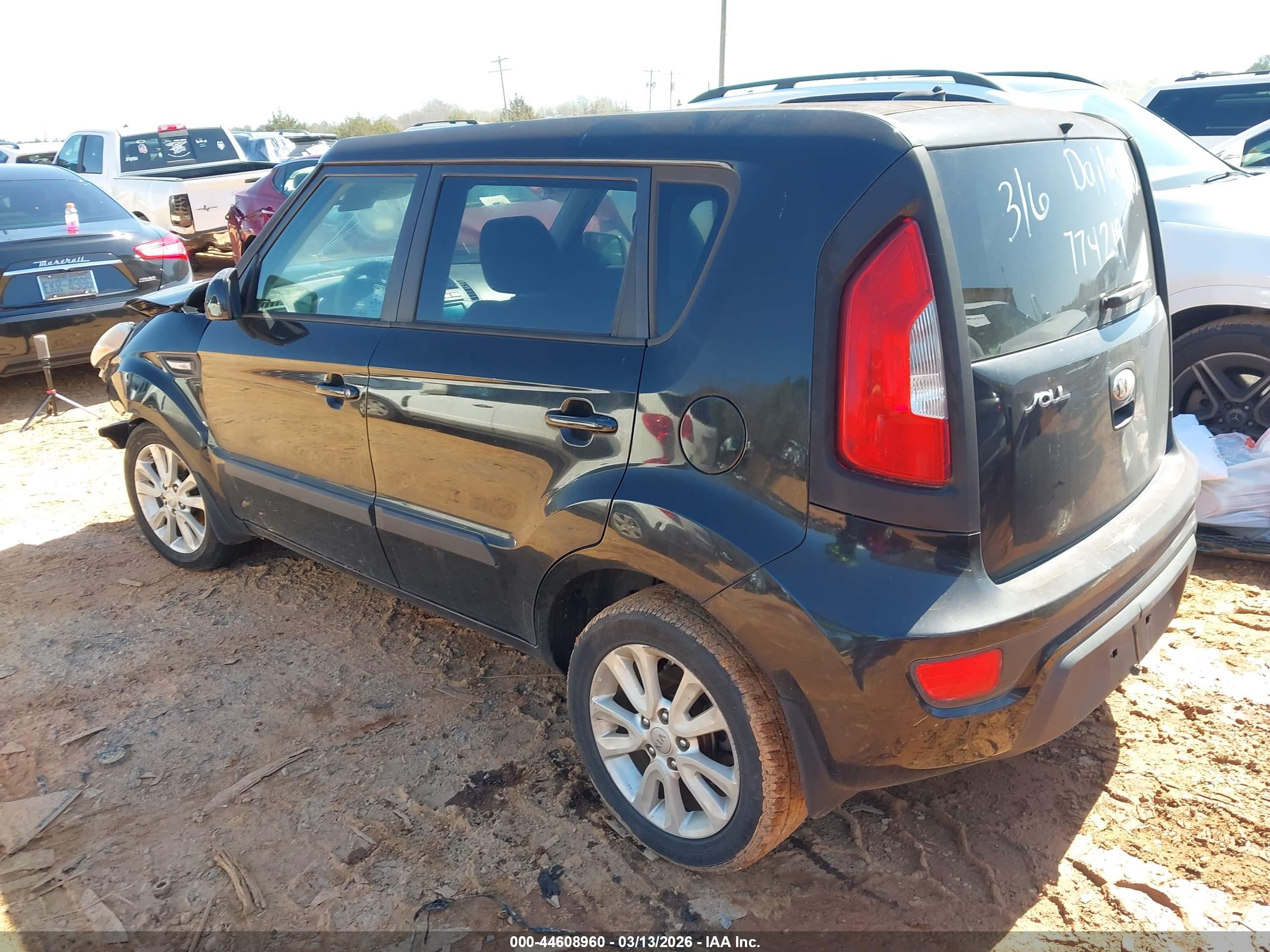 KIA SOUL image 3