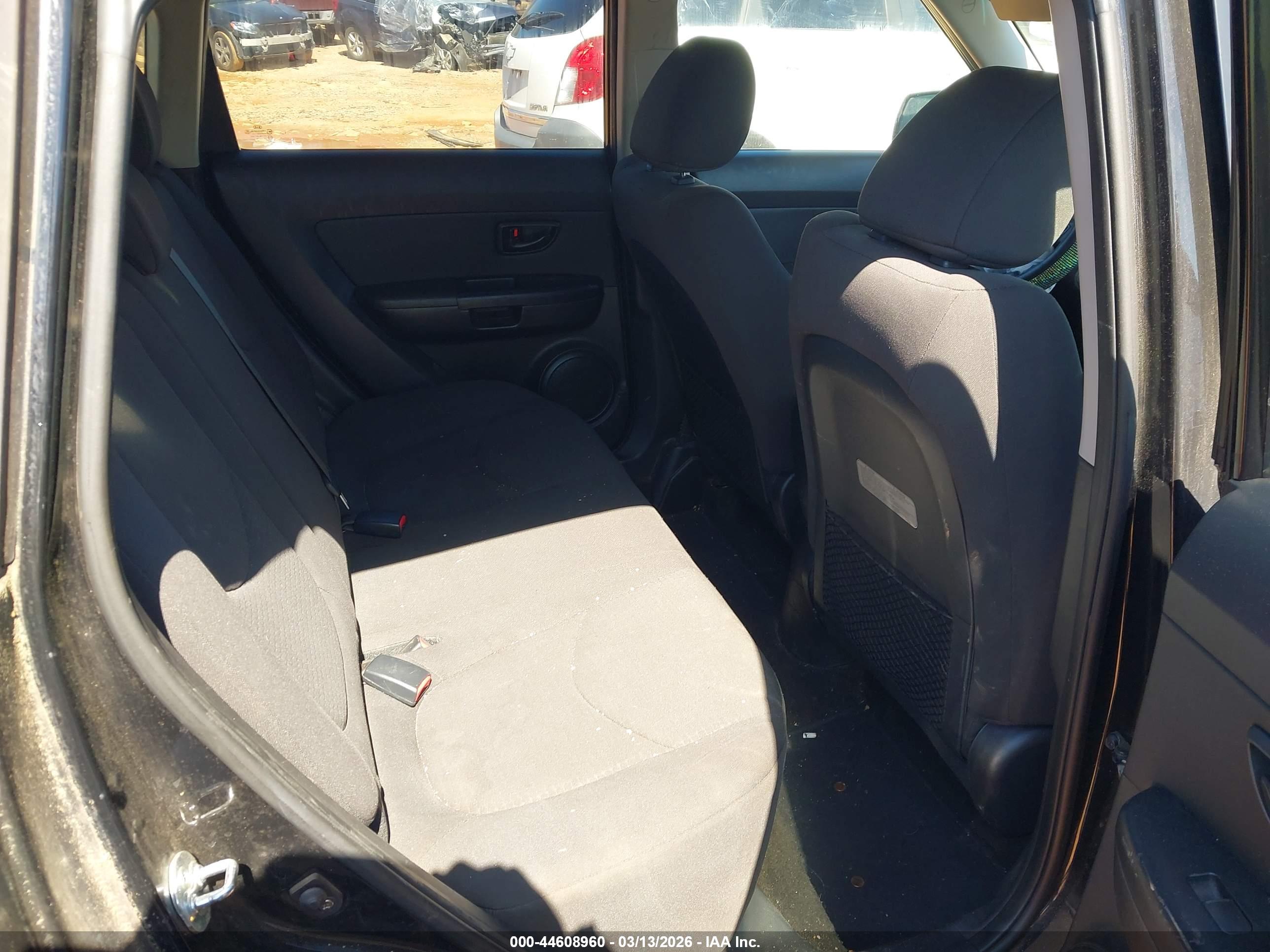 KIA SOUL image 8
