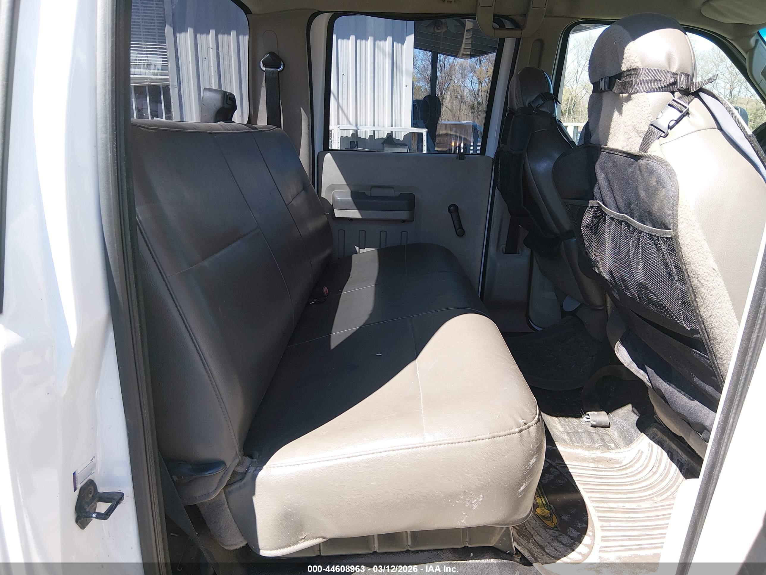 FORD F-250 image 8