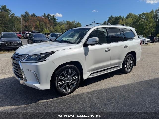 LEXUS LX image 2