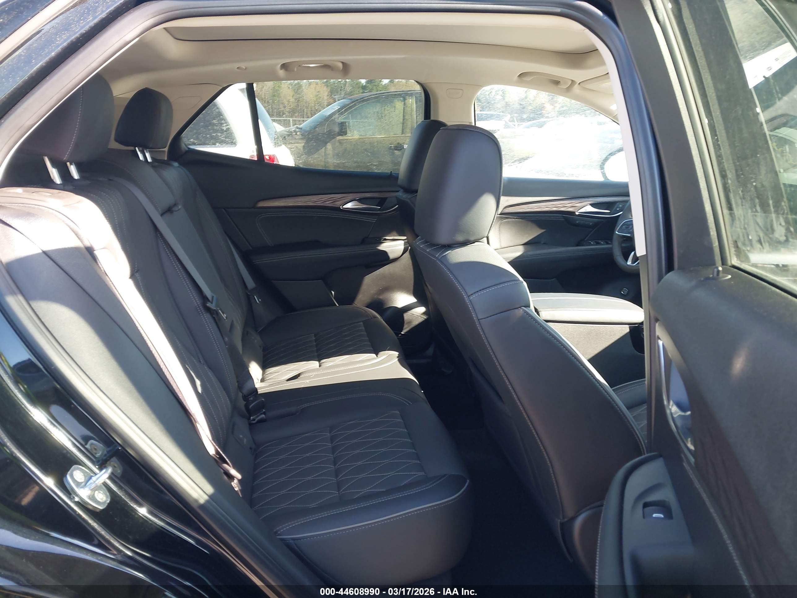 BUICK ENVISION image 8