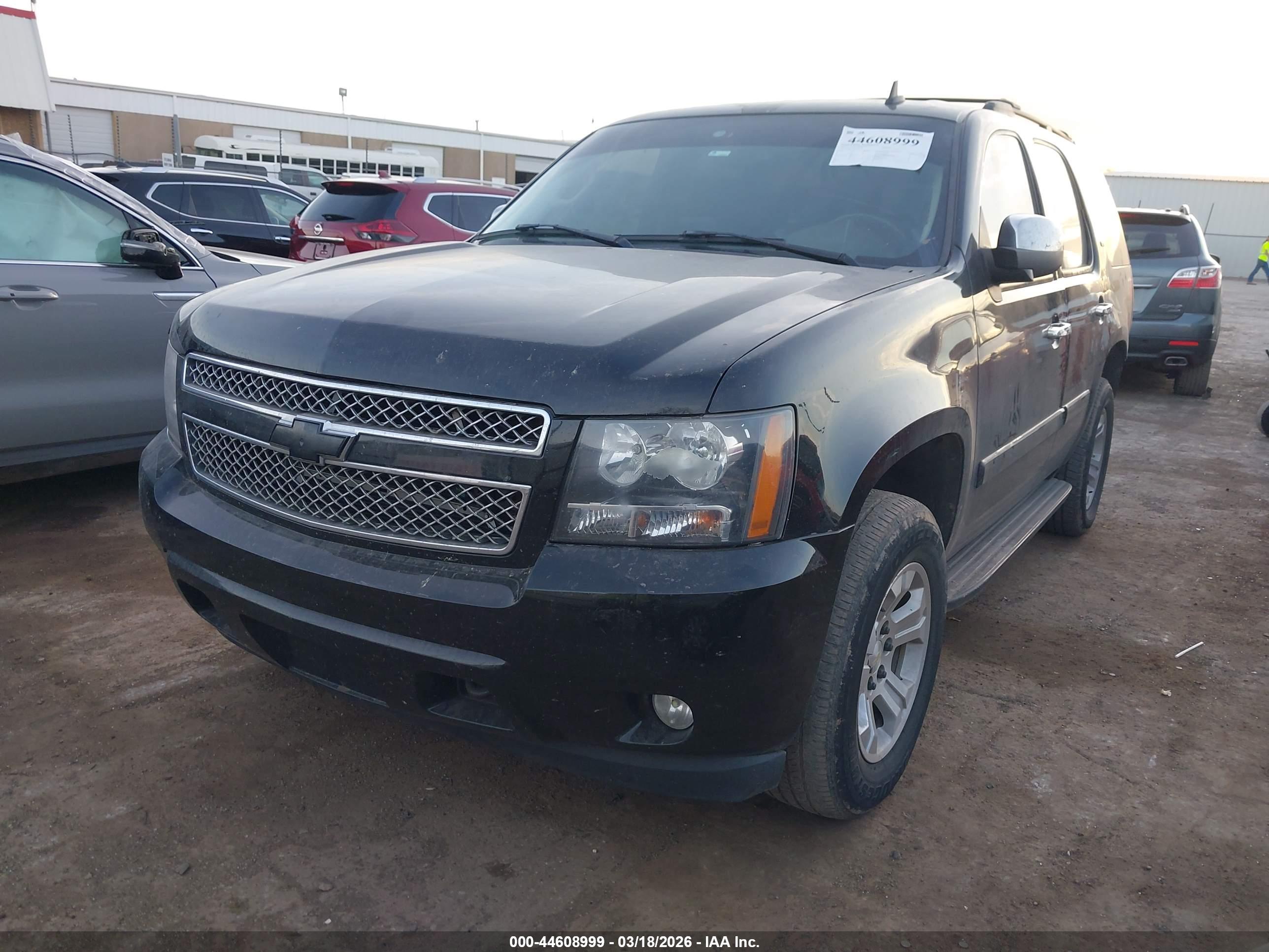 CHEVROLET TAHOE image 2