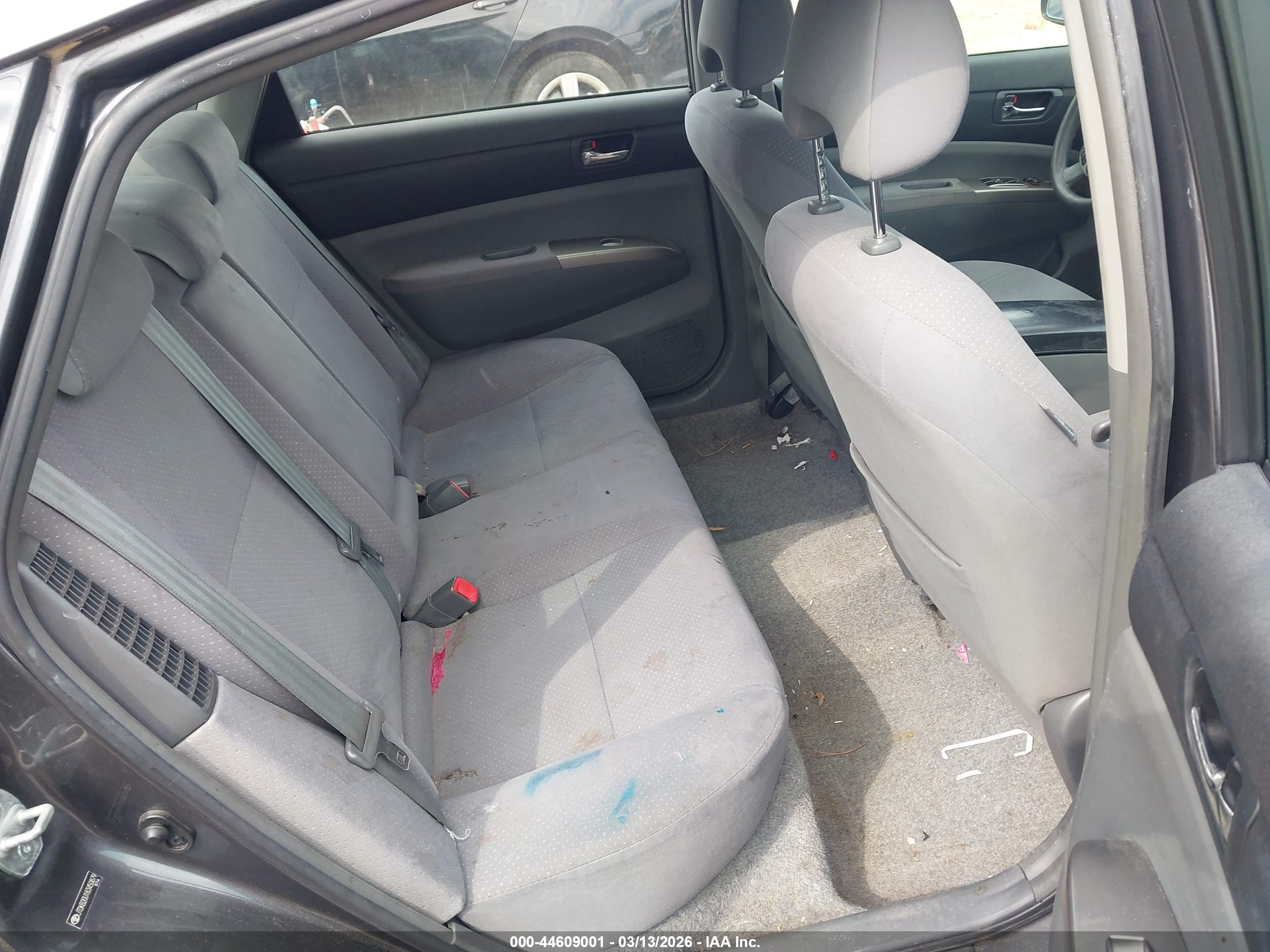 TOYOTA PRIUS image 8