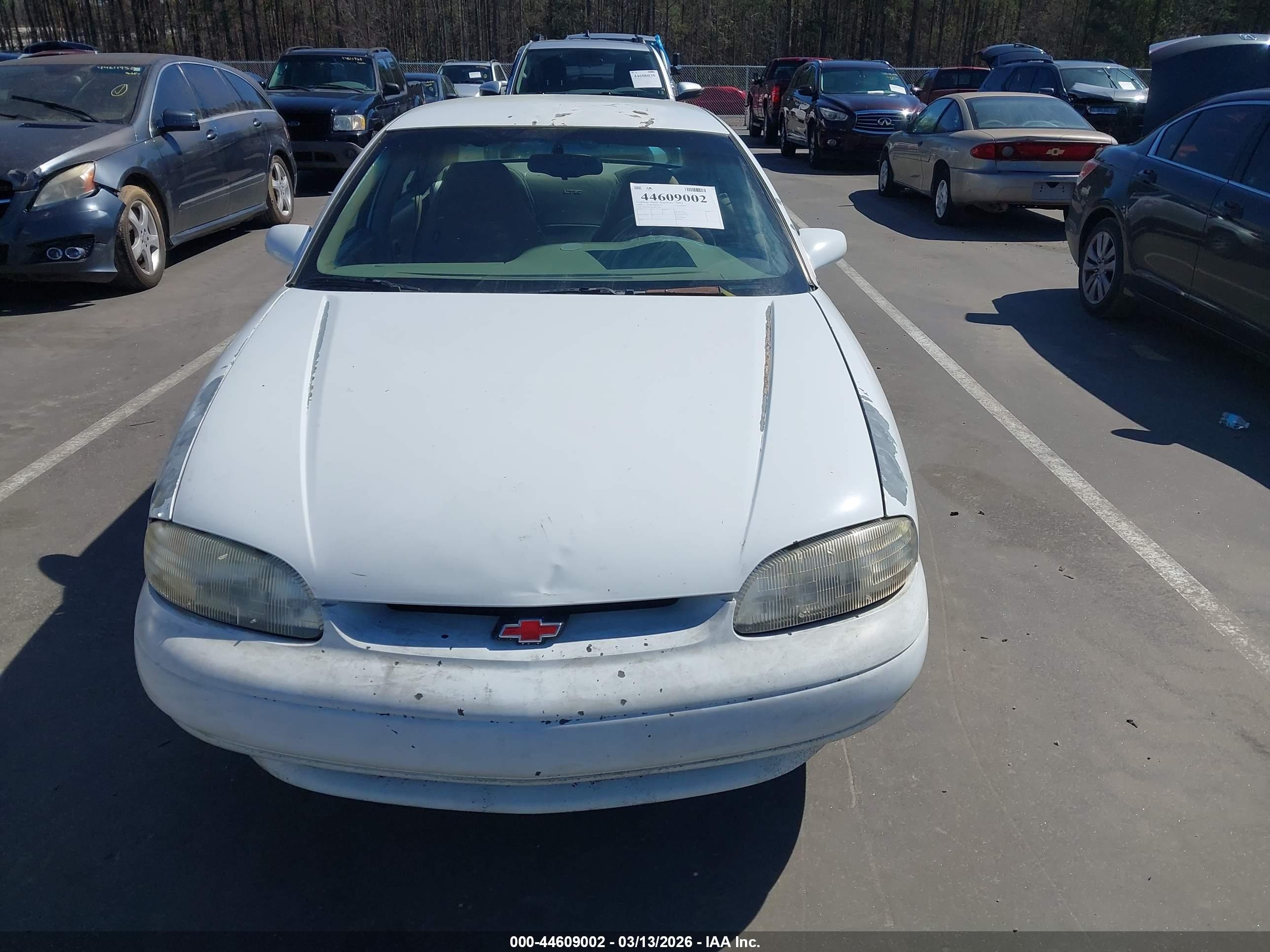 CHEVROLET LUMINA image 6