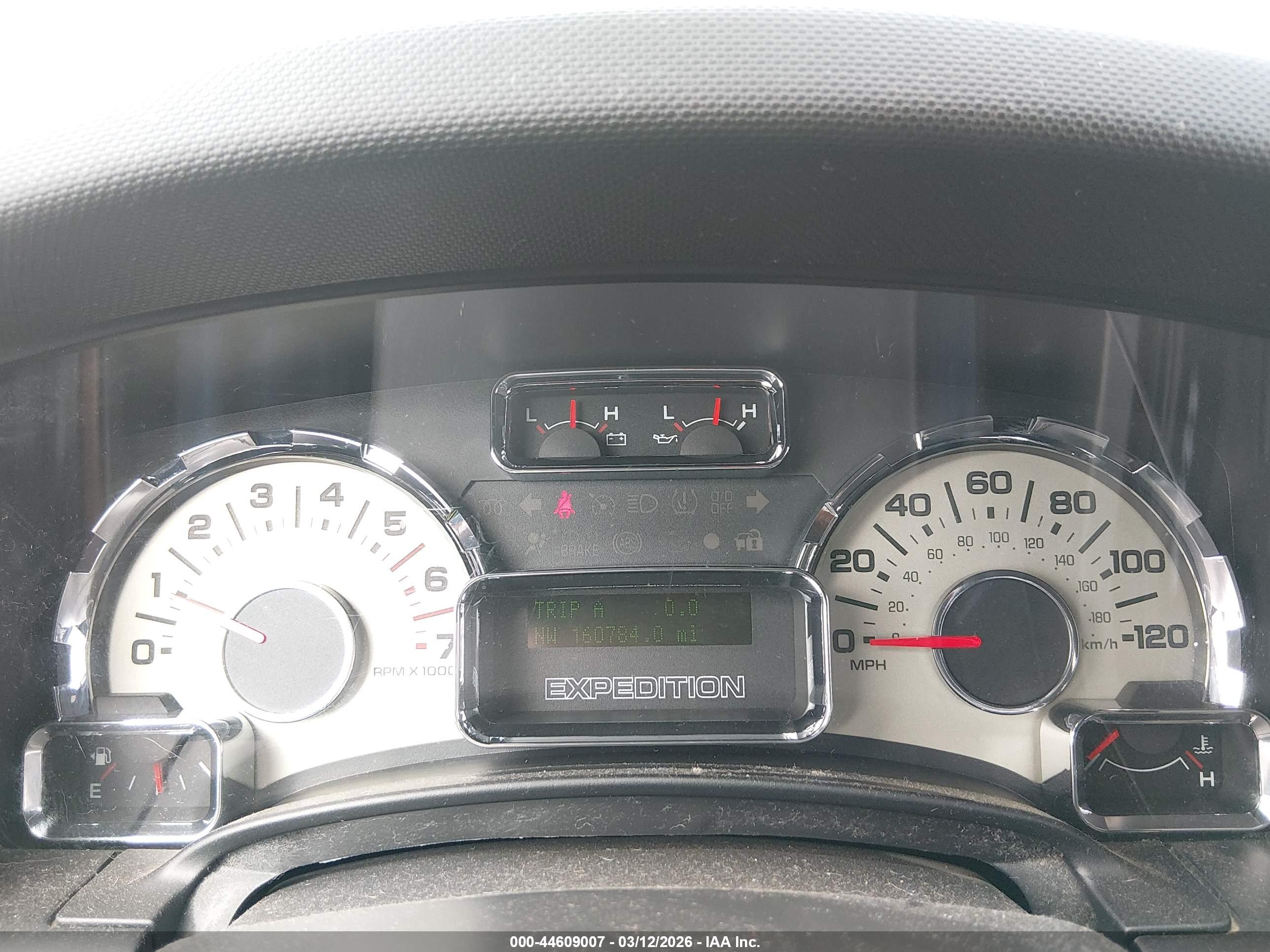 FORD EXPEDITION image 7