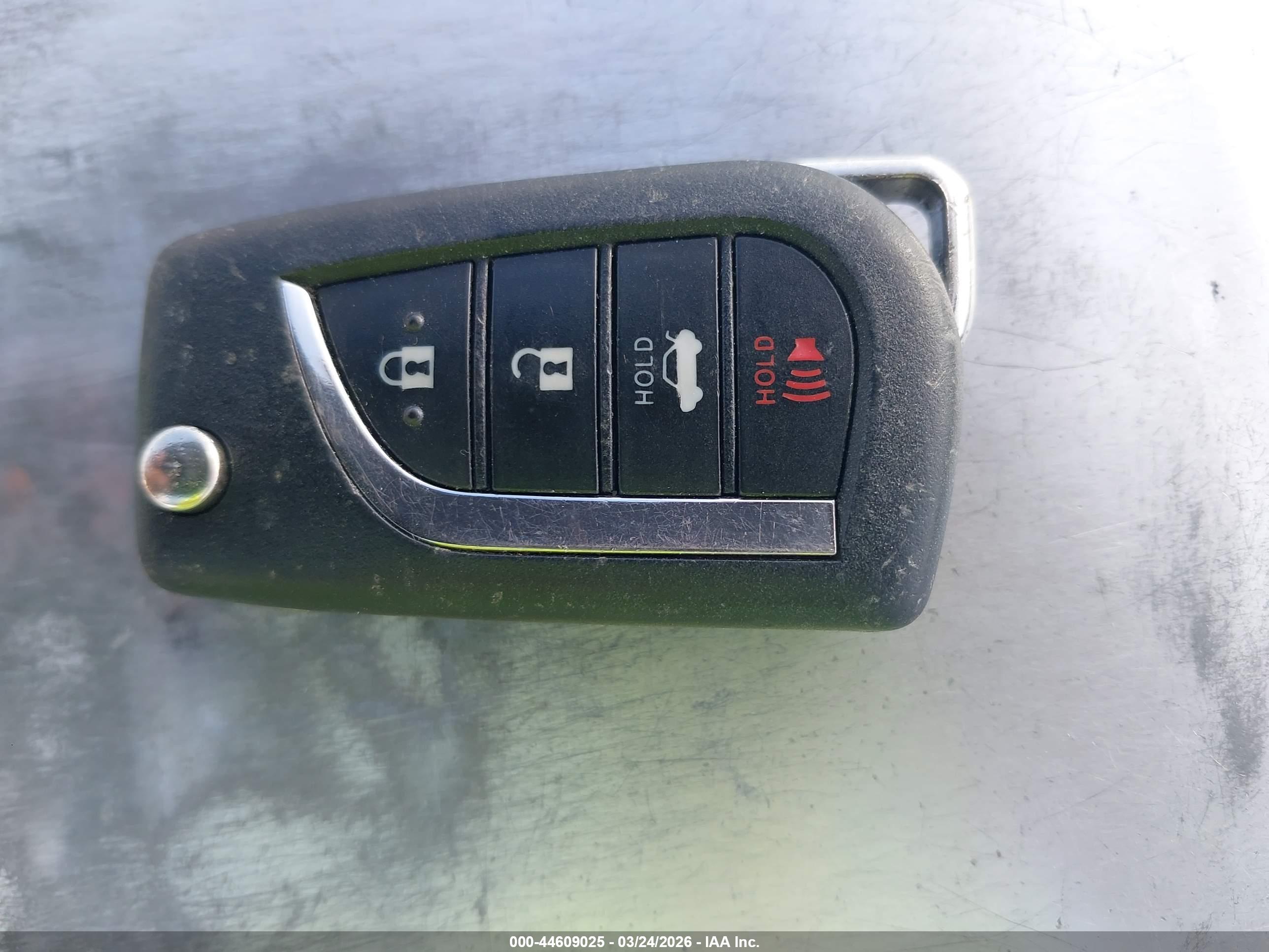 TOYOTA COROLLA image 11
