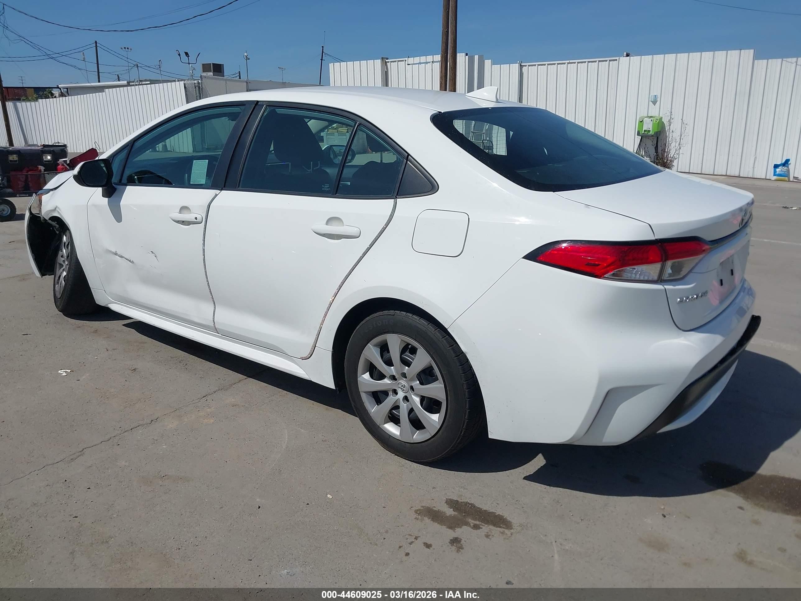 TOYOTA COROLLA image 3