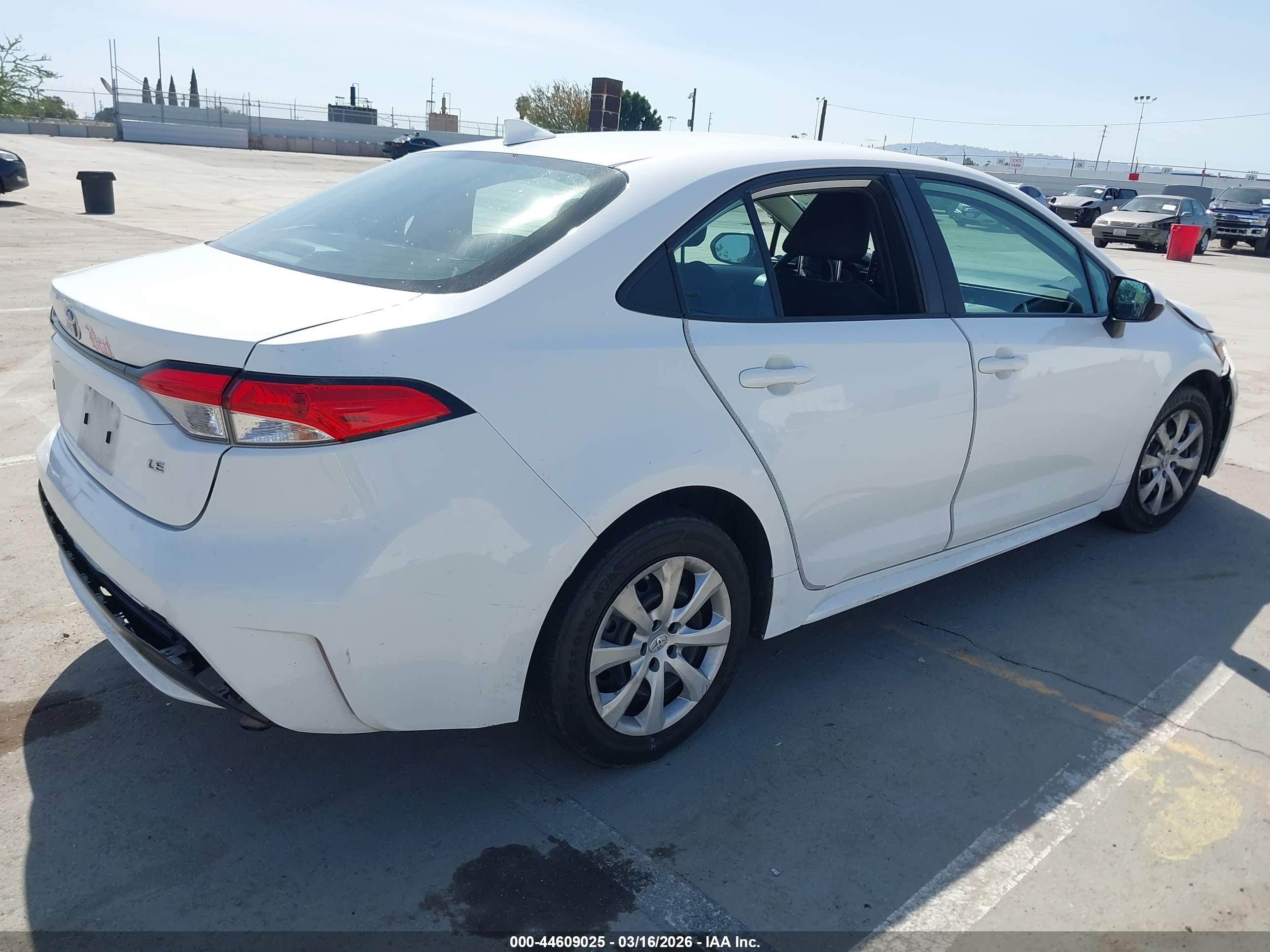 TOYOTA COROLLA image 4