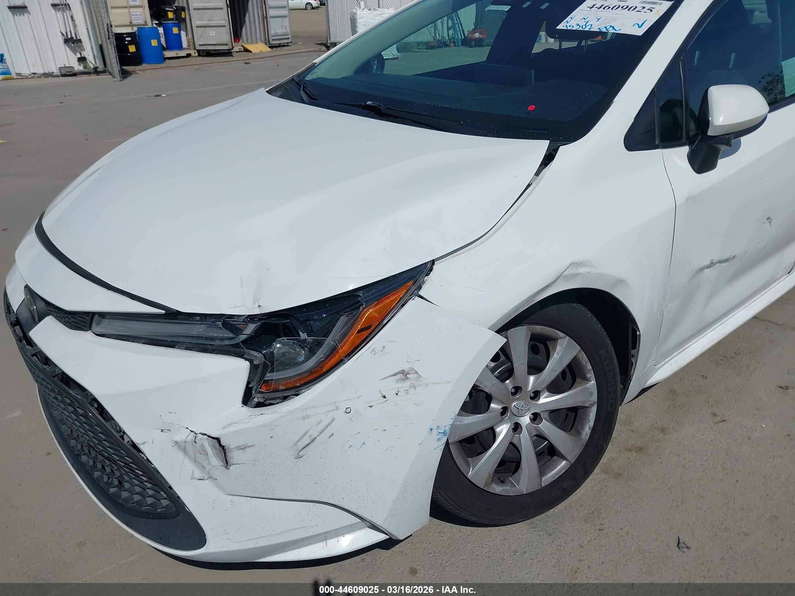 TOYOTA COROLLA image 6
