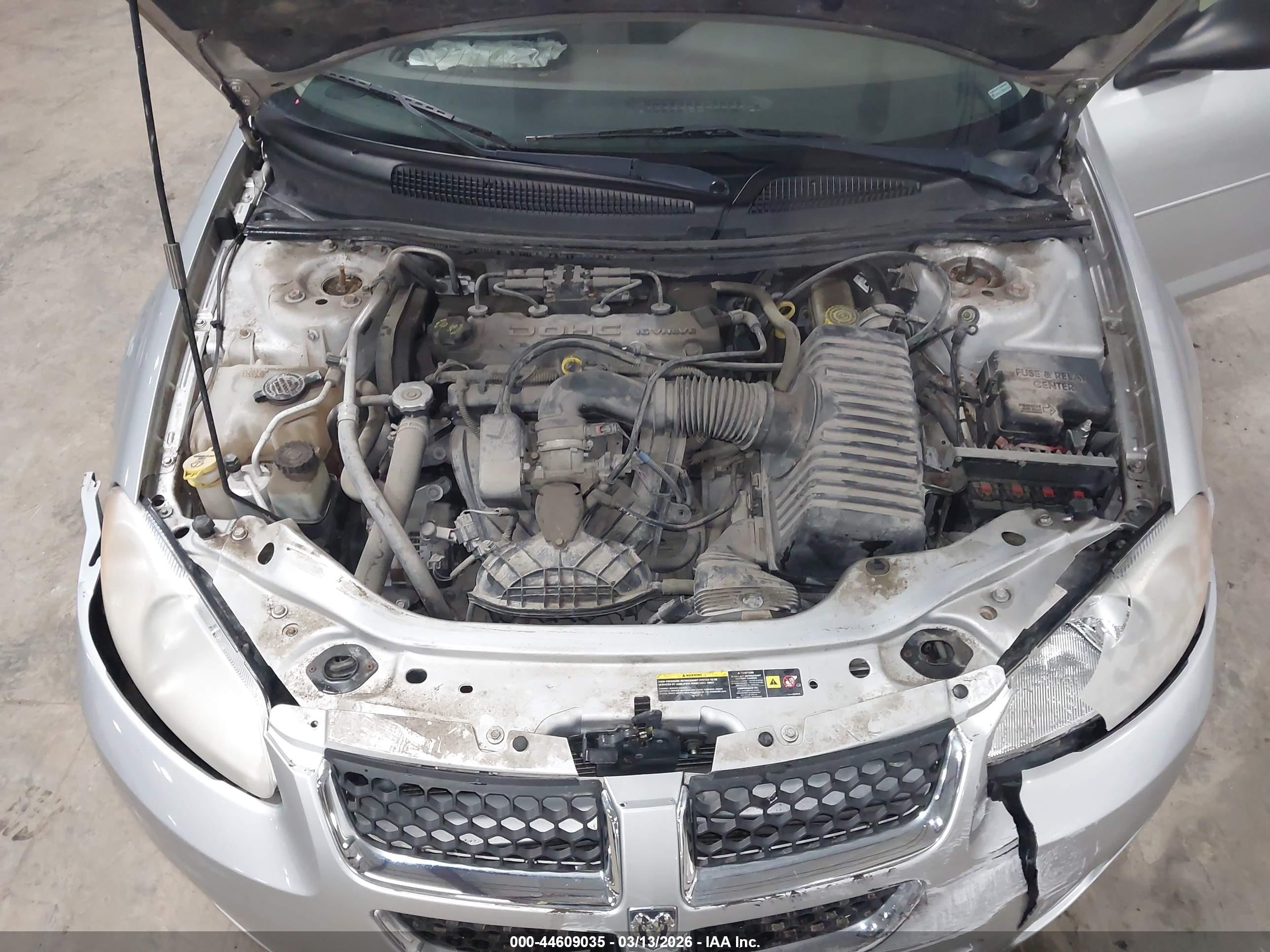 DODGE STRATUS image 10