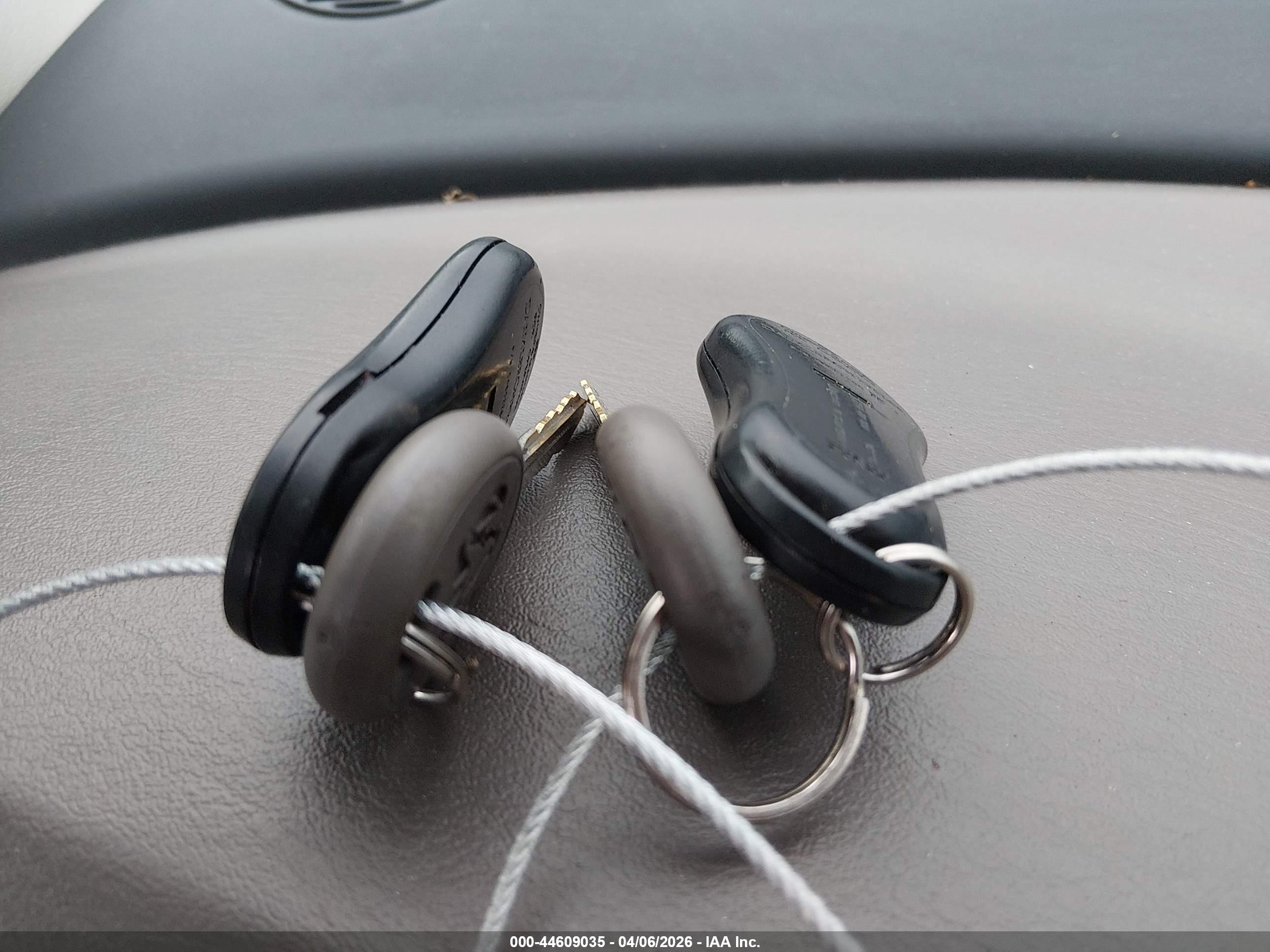 DODGE STRATUS image 11