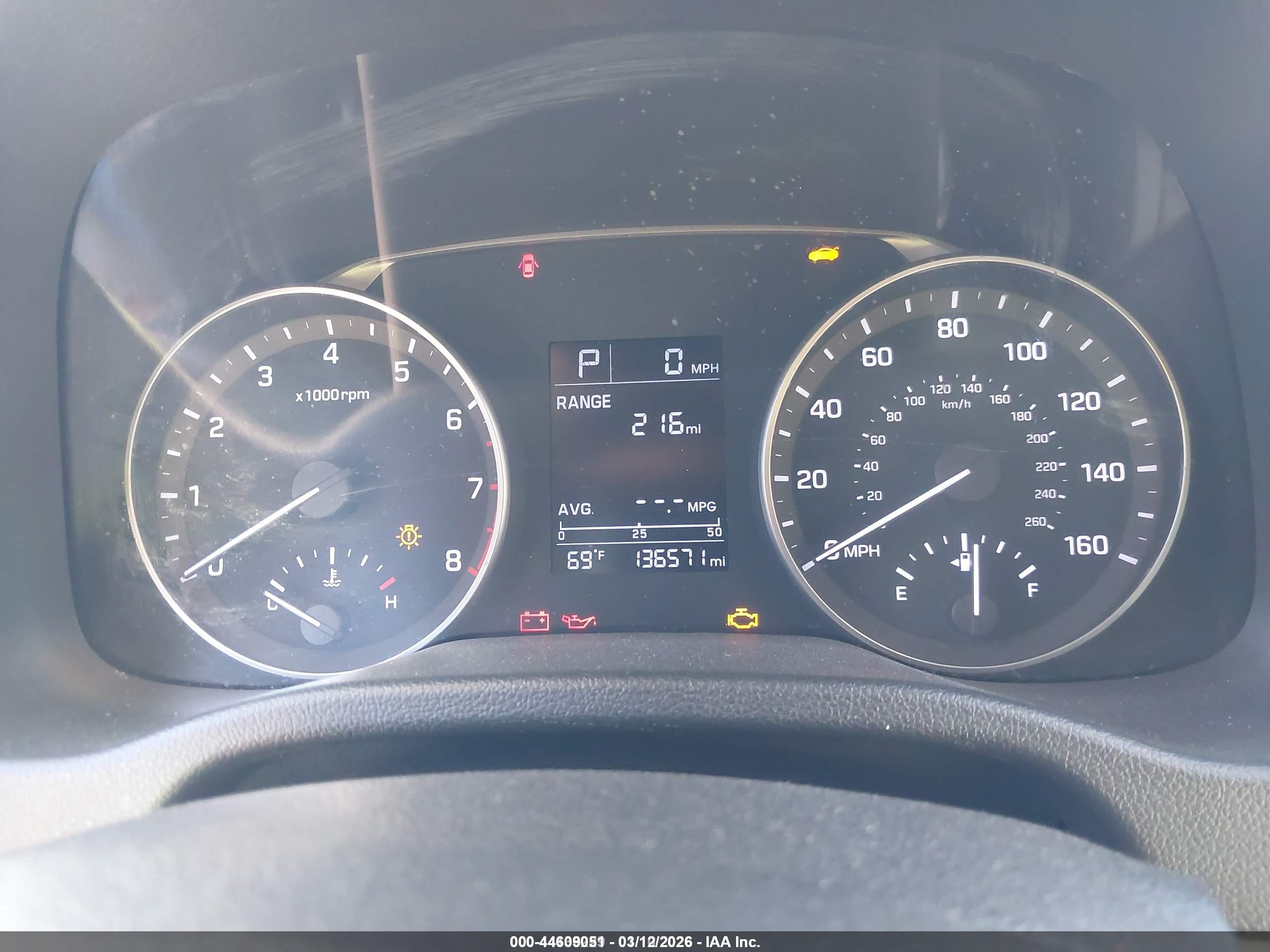 HYUNDAI ELANTRA image 7